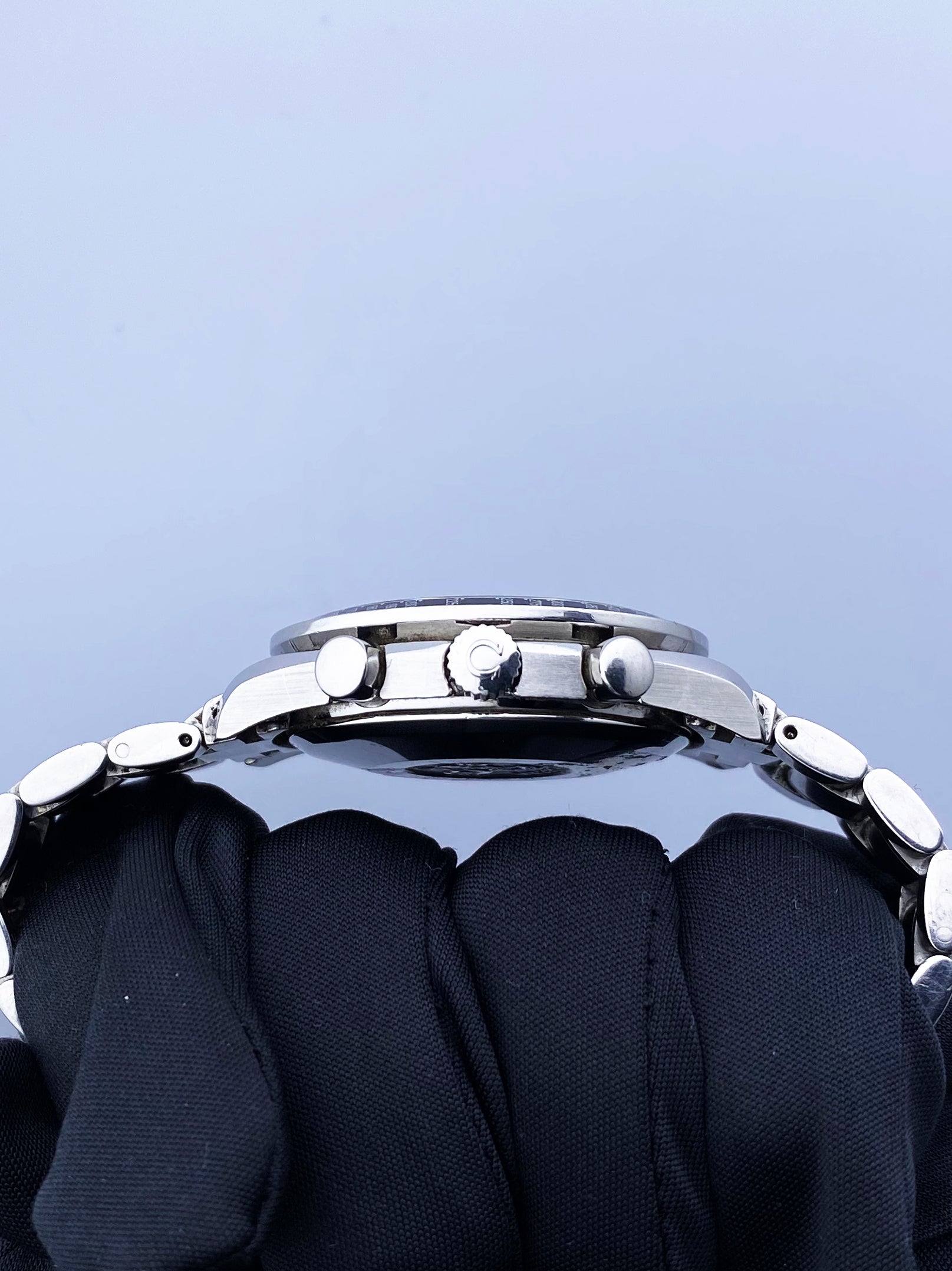 Omega Speedmaster Triple Date 3520.50 Automatic