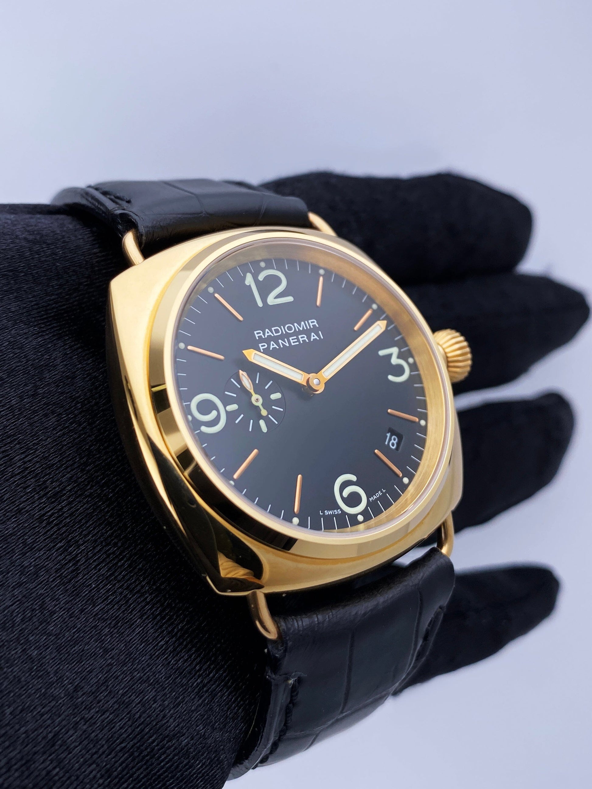 Panerai Radiomir PAM00103 18K Rose Gold Mens Watch With Papers