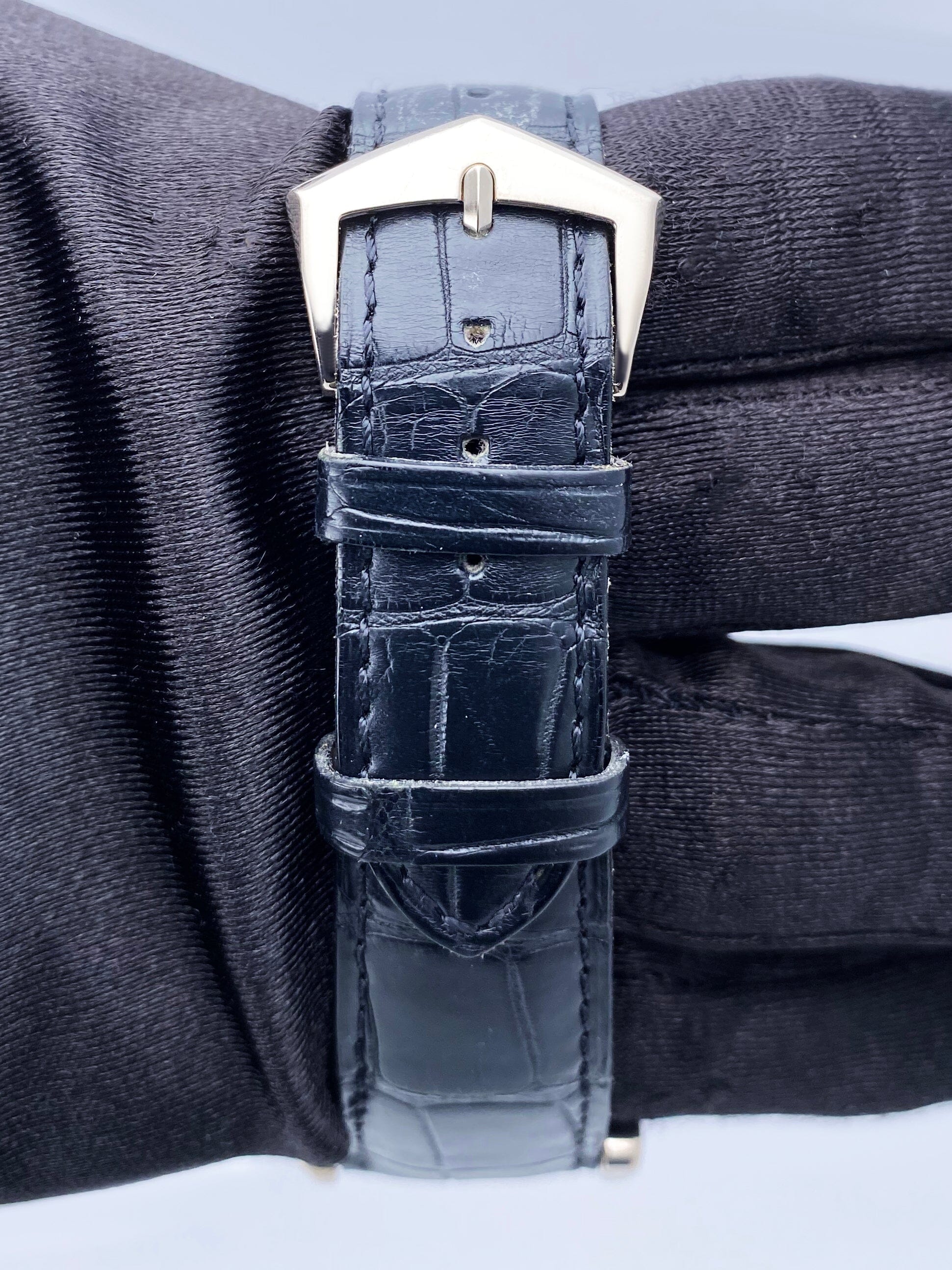 Patek Philippe 10-Day 5100G Bule Dial Mens Watch Box Papers