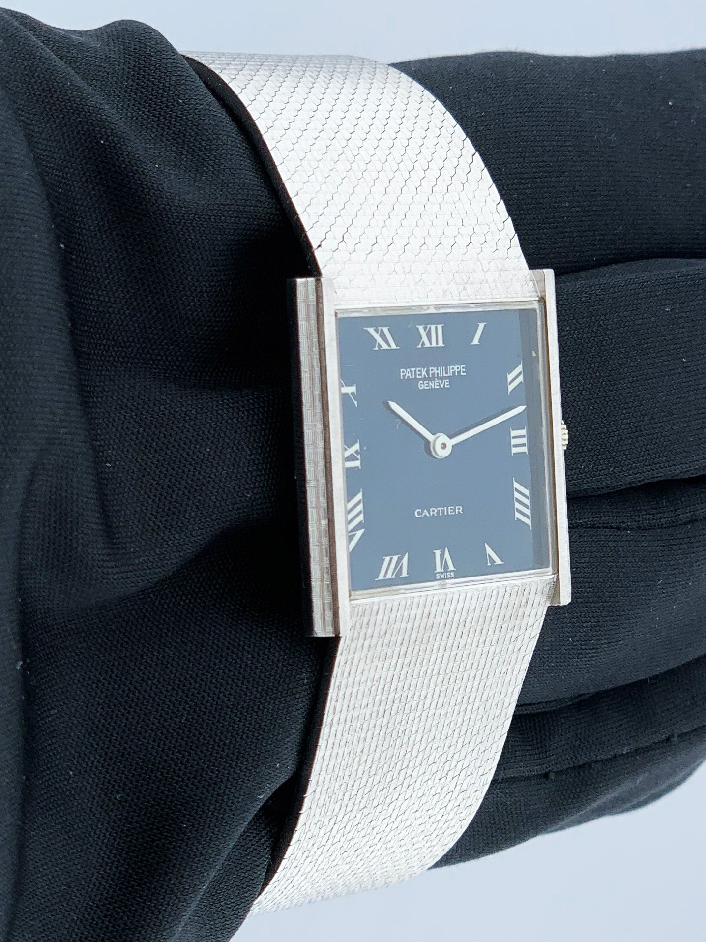 Patek Philippe 3494 Retailed By Cartier 18K White Gold Watch - Wristwatch
