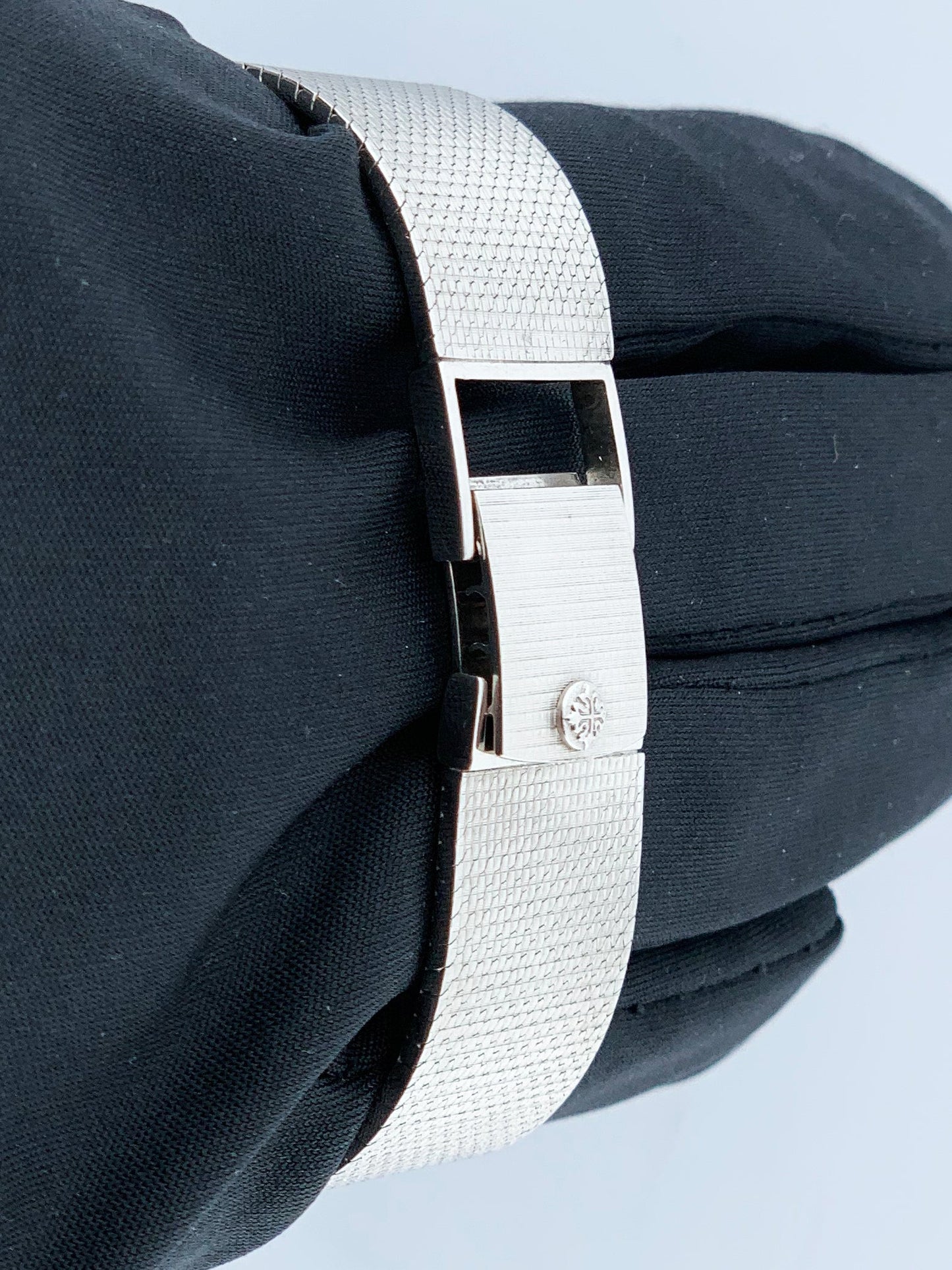 Patek Philippe 3494 Retailed By Cartier 18K White Gold Watch - Wristwatch