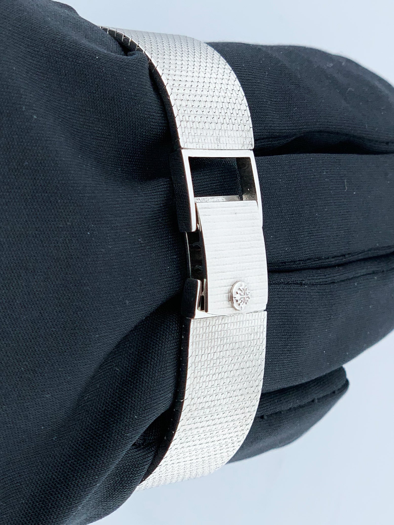 Patek Philippe 3494 Retailed By Cartier 18K White Gold Watch - Wristwatch