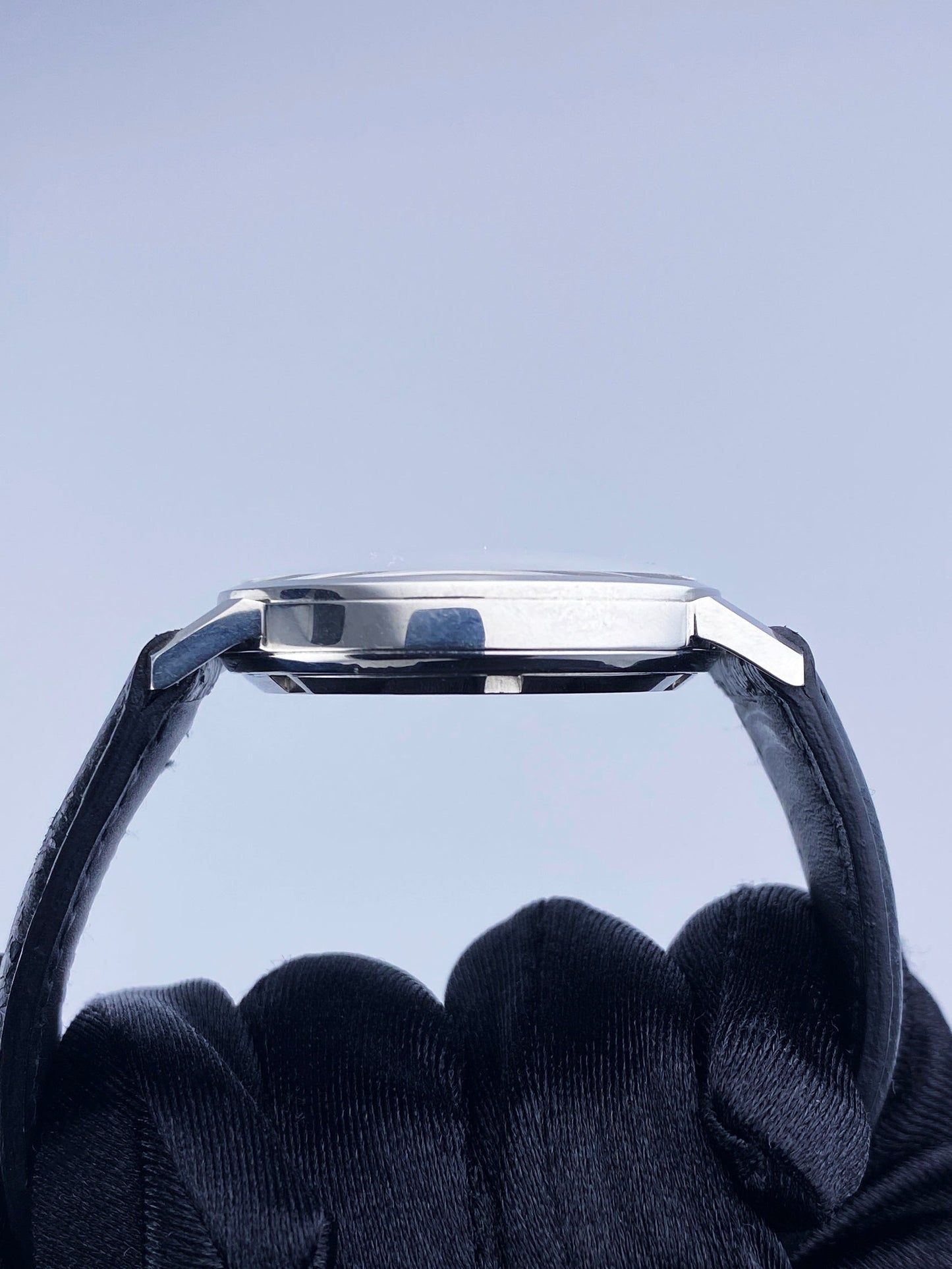 Patek Philippe Amagnetic 3417 Mens Watch With Archives