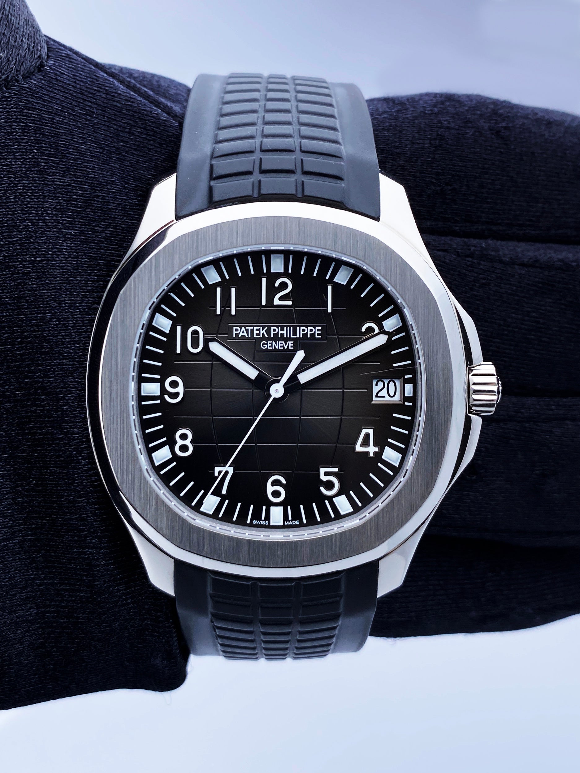 Patek Philippe Aquanaut 5167A-001 Black Dial Mens Watch - Virtual
