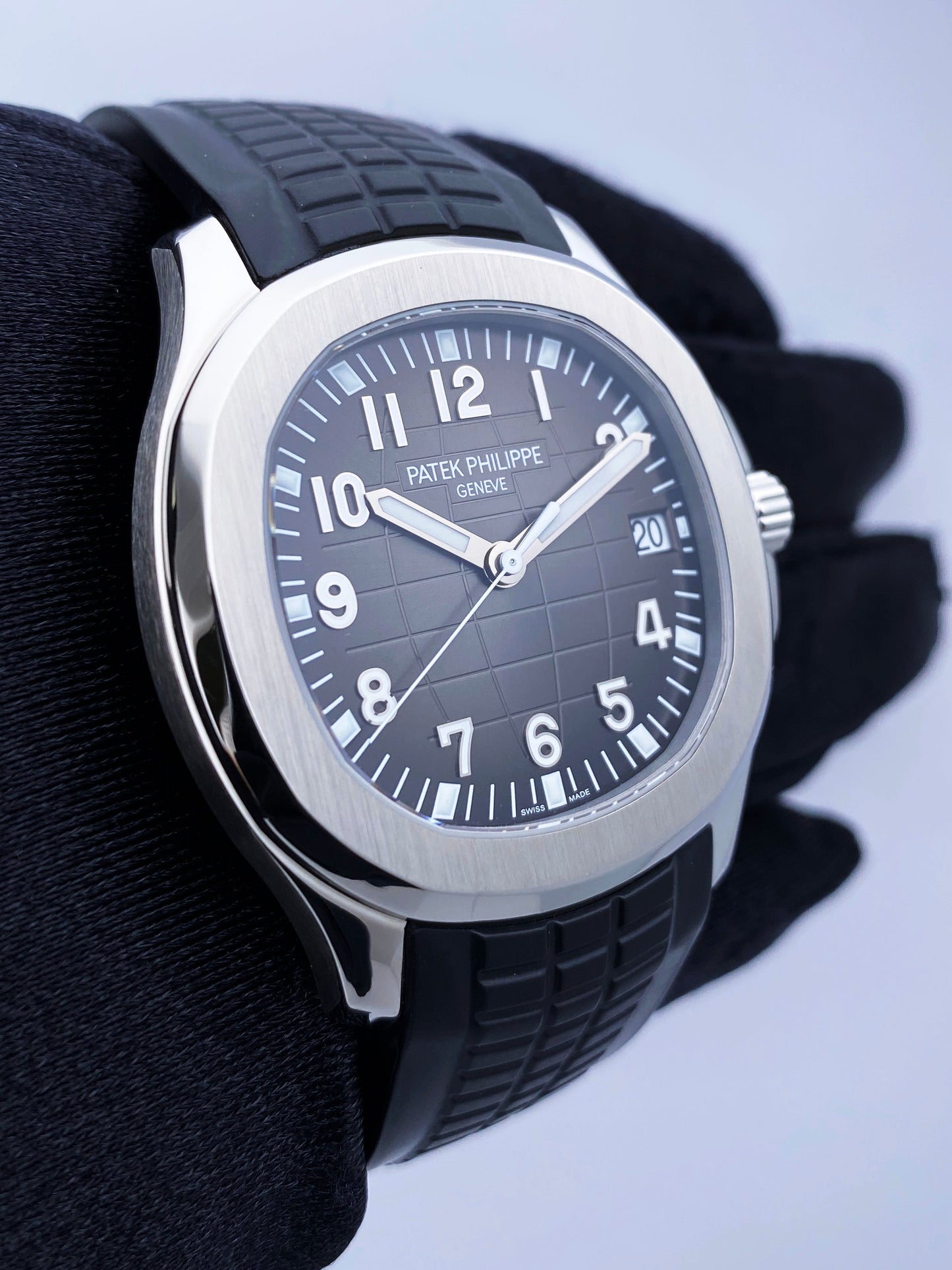 Patek Philippe Aquanaut 5167A-001 Black Dial Mens Watch - Virtual