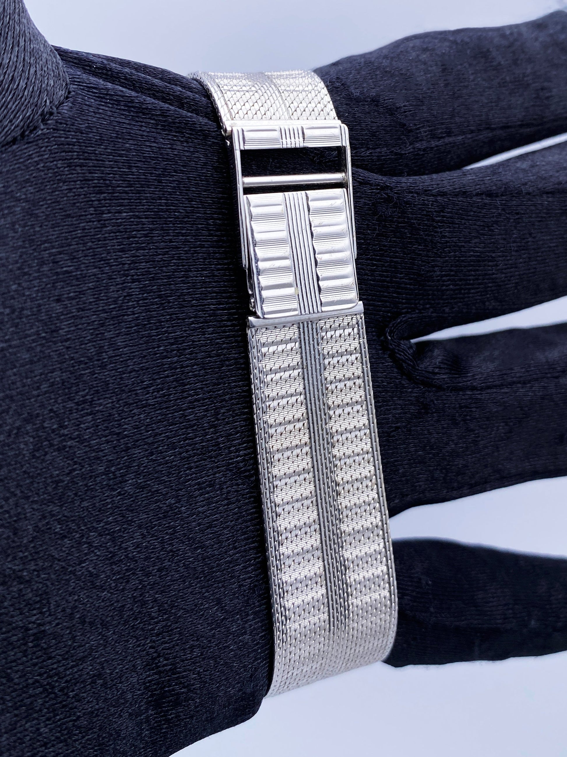 Patek Philippe Calatrava 3537 Silver Dial Mens Watch