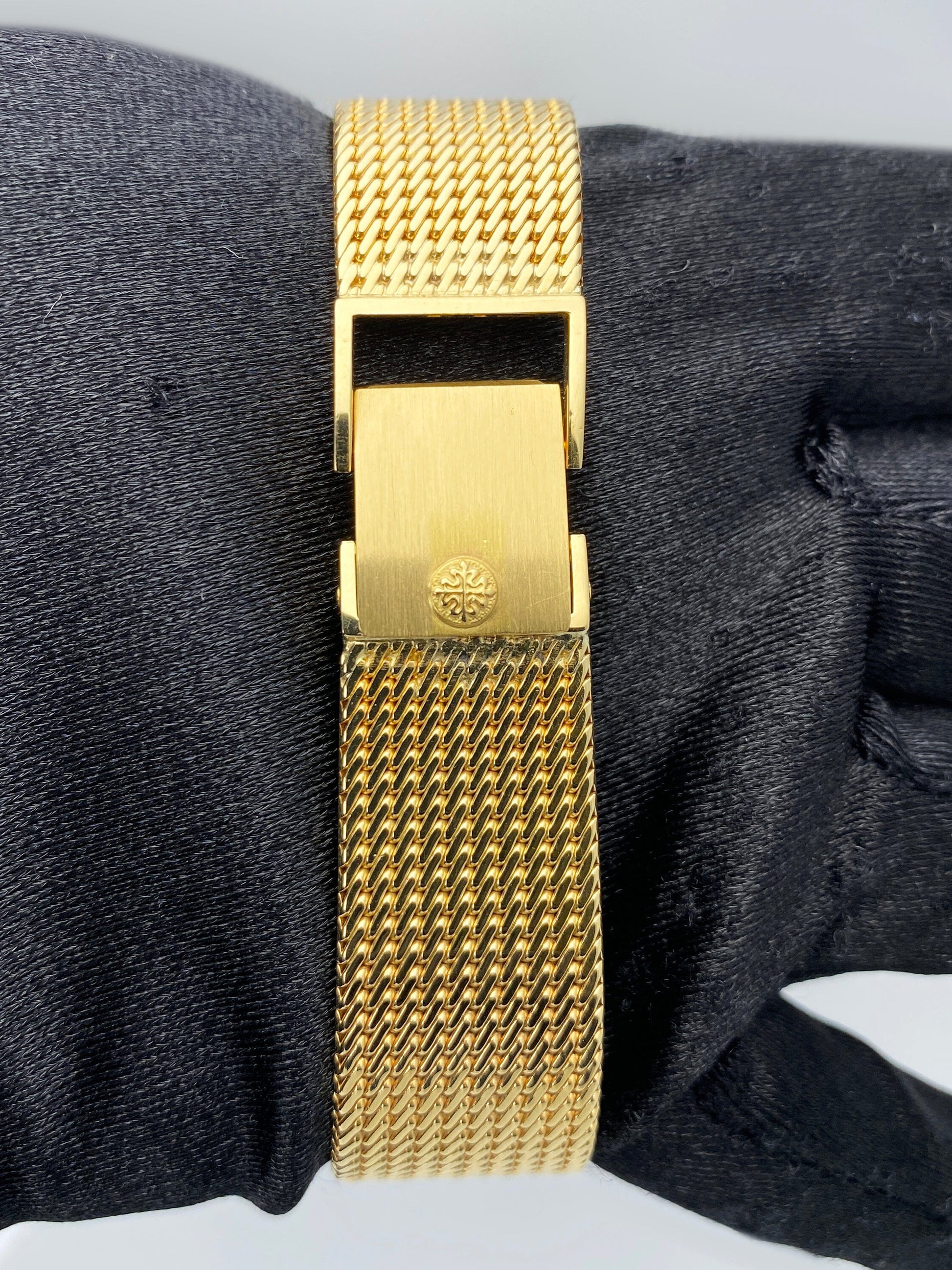 Patek Philippe Calatrava 3919J Mens Watch - Watches