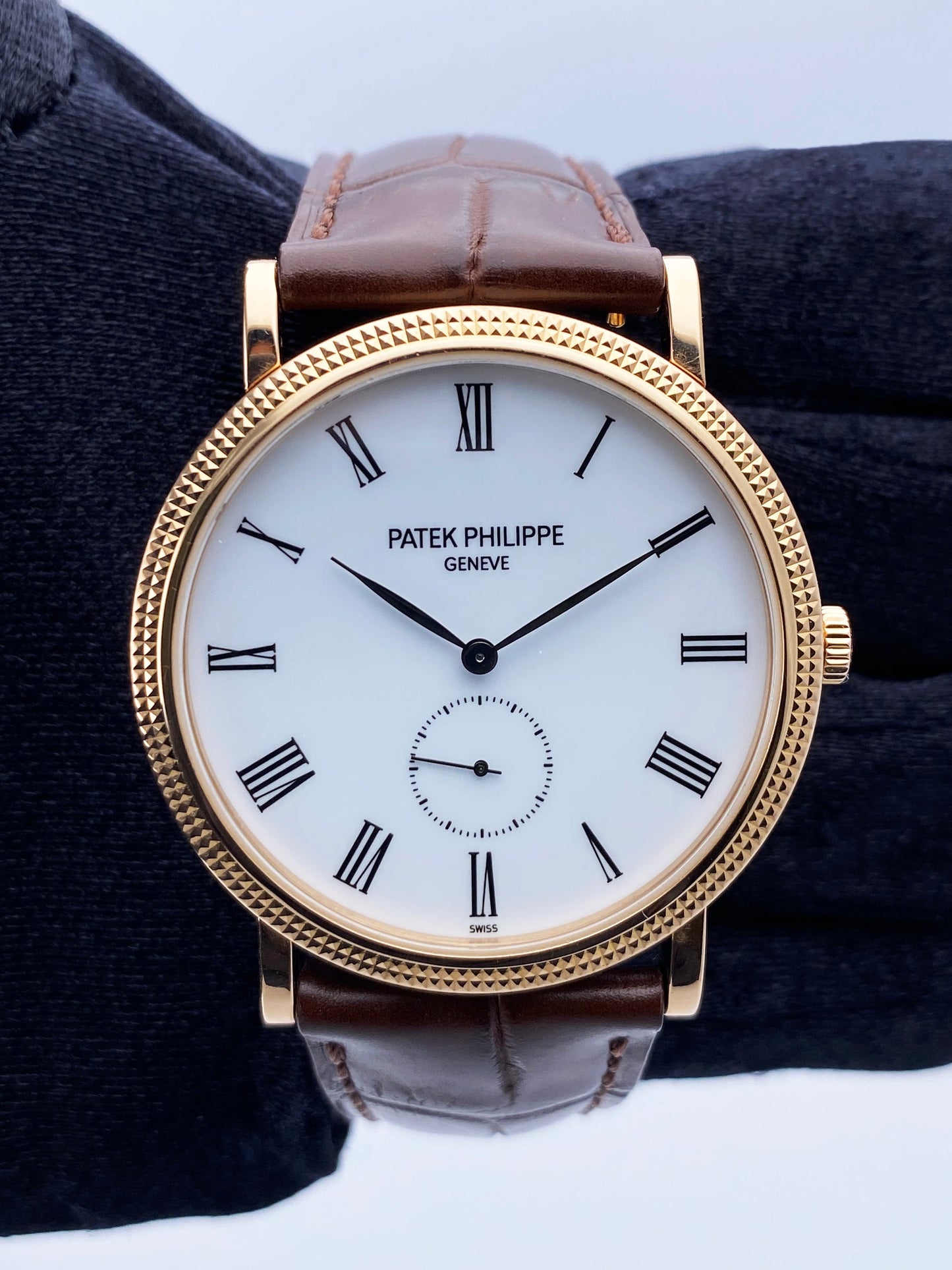 Patek Philippe Calatrava 5116R 18K Rose Gold Mens Watch