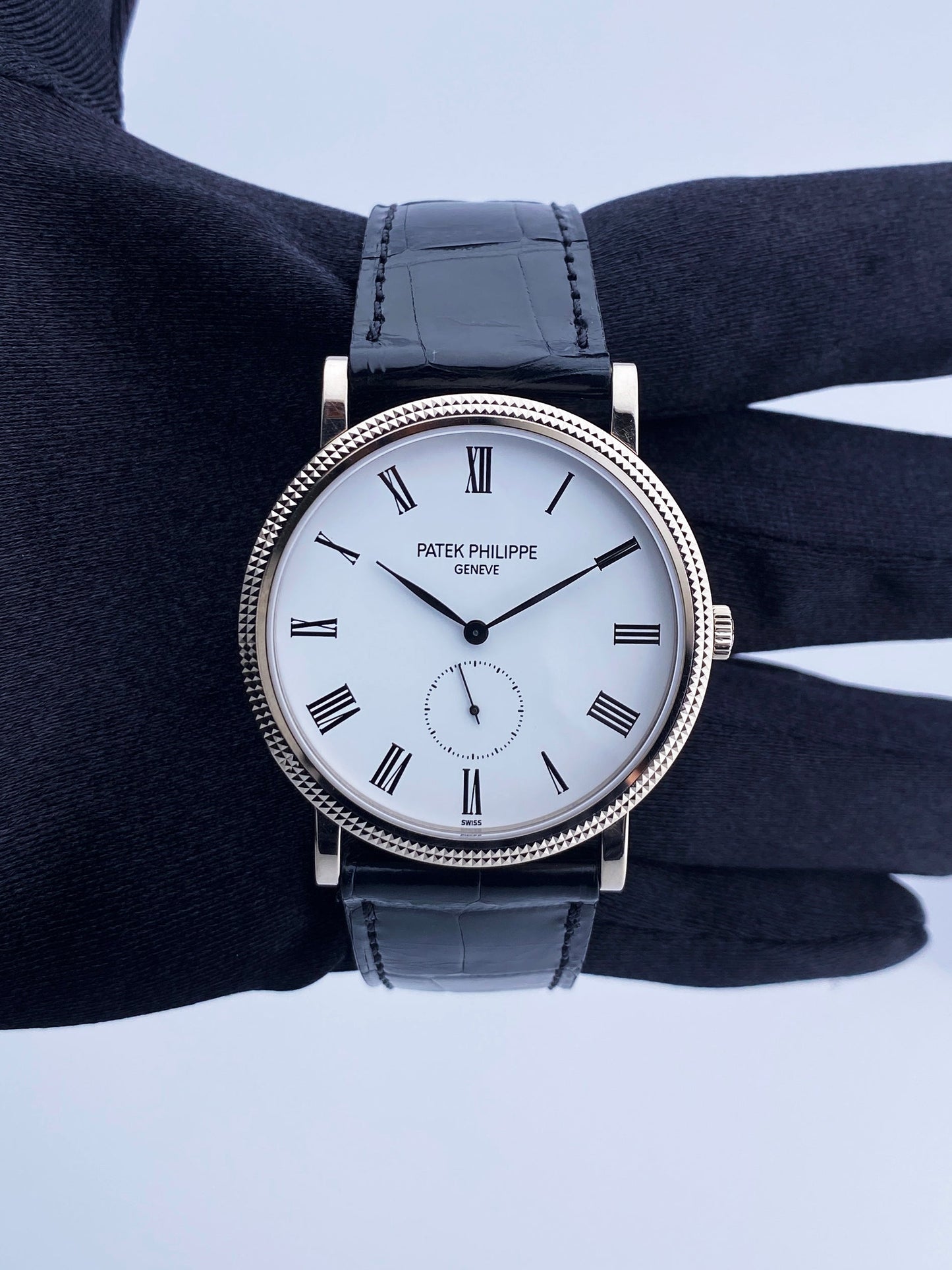 Patek Philippe Calatrava 5119G Mens Watch With Papers