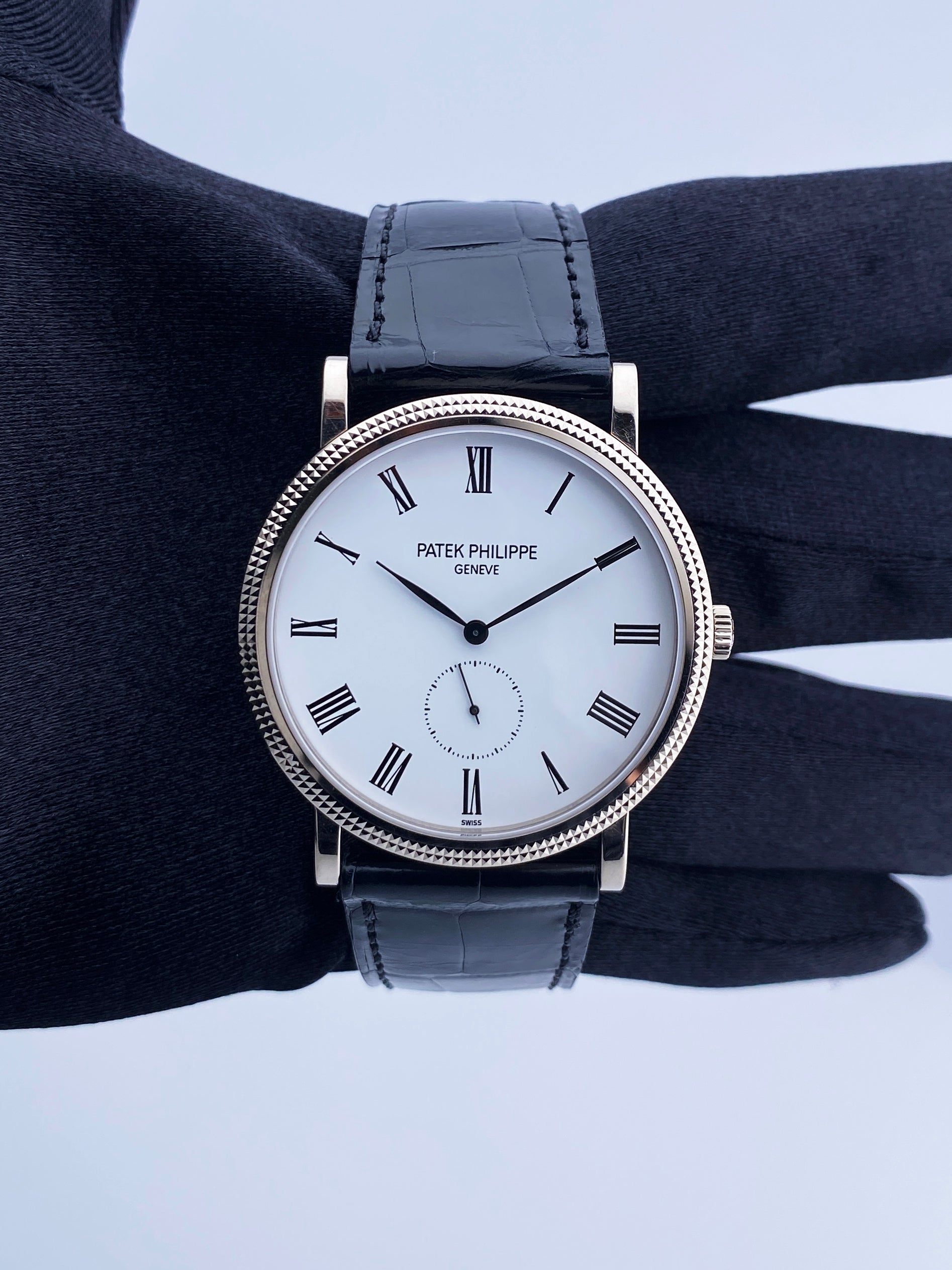 Patek Philippe Calatrava 5119G Mens Watch With Papers