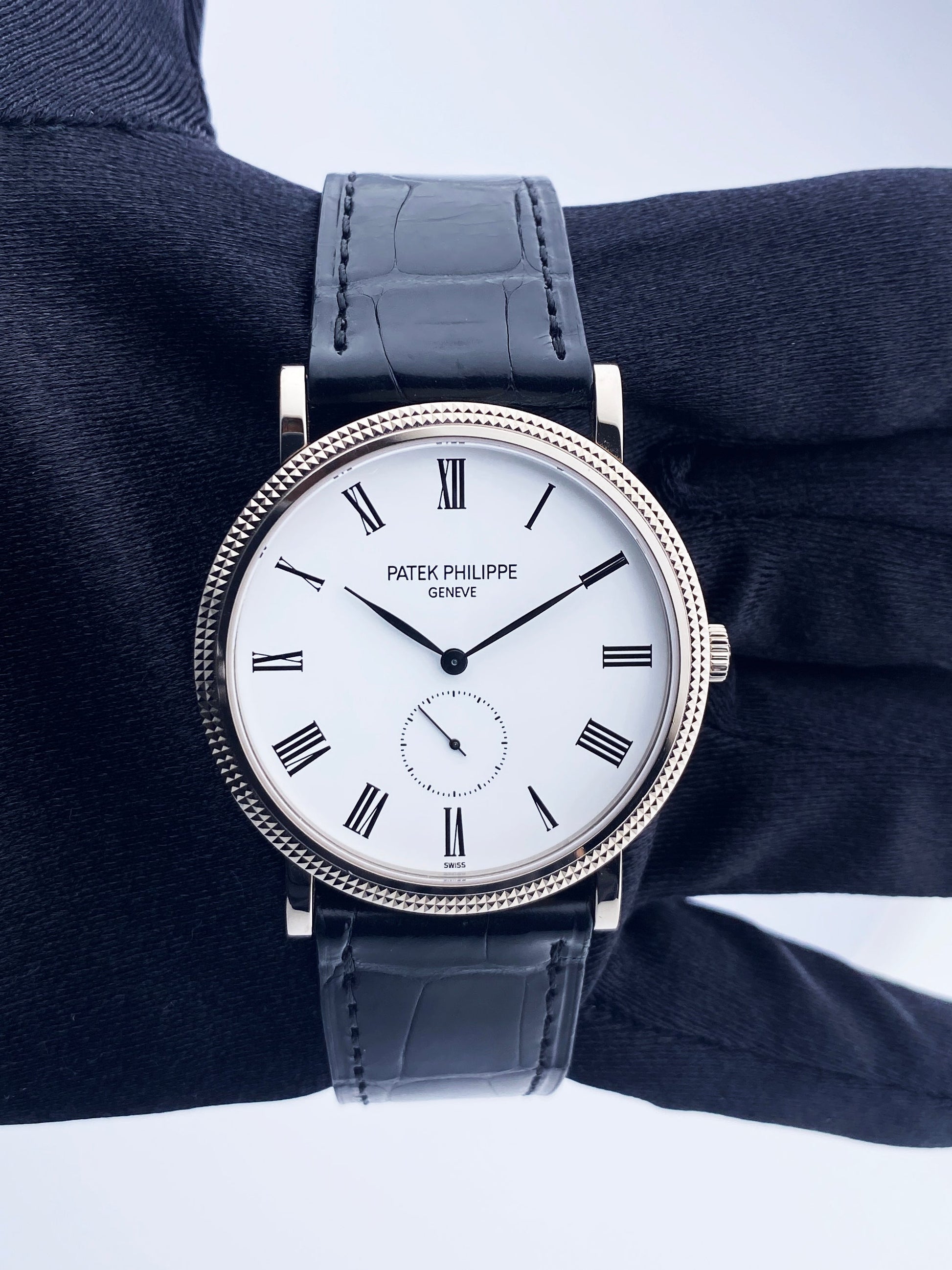 Patek Philippe Calatrava 5119G Mens Watch With Papers
