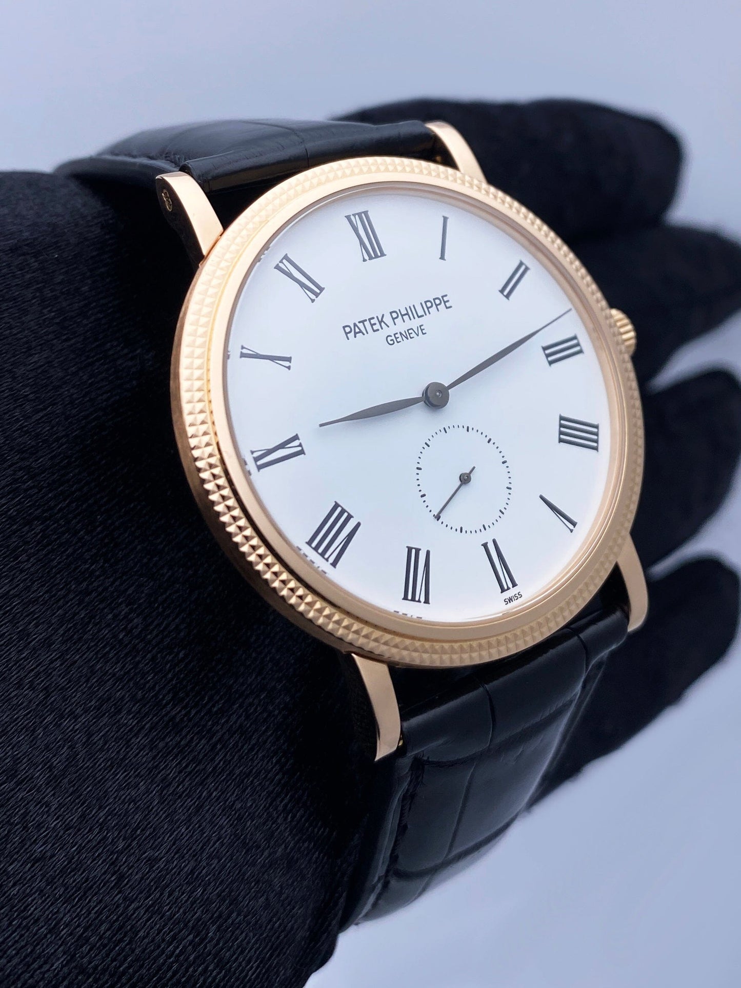 Patek Philippe Calatrava 5119R 18K Rose Gold Mens Watch With Archives - Wristwatch