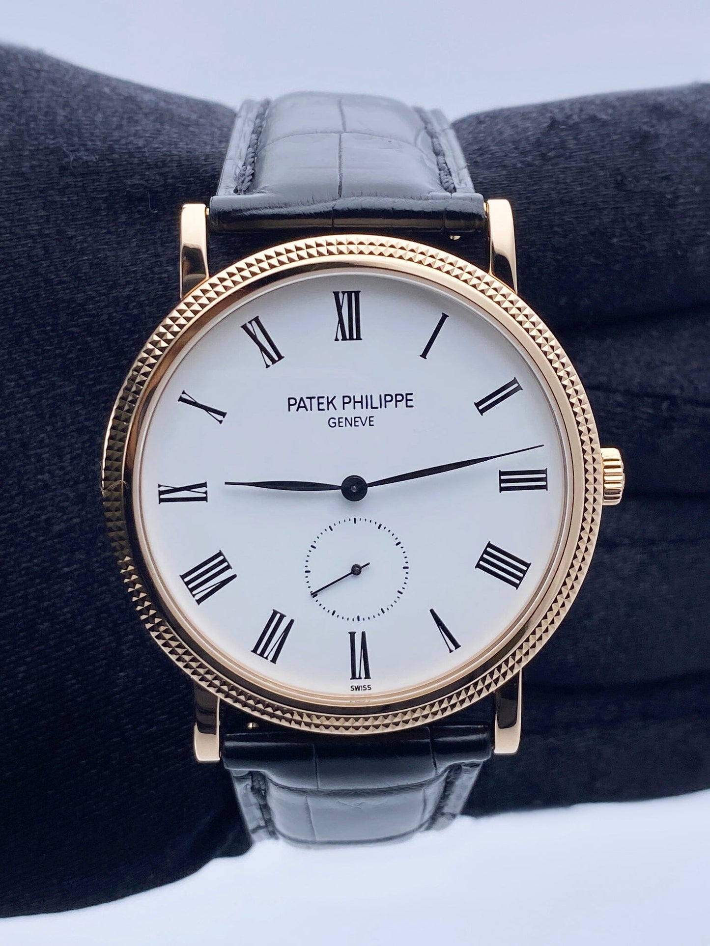 Patek Philippe Calatrava 5119R 18K Rose Gold Mens Watch With Archives - Wristwatch