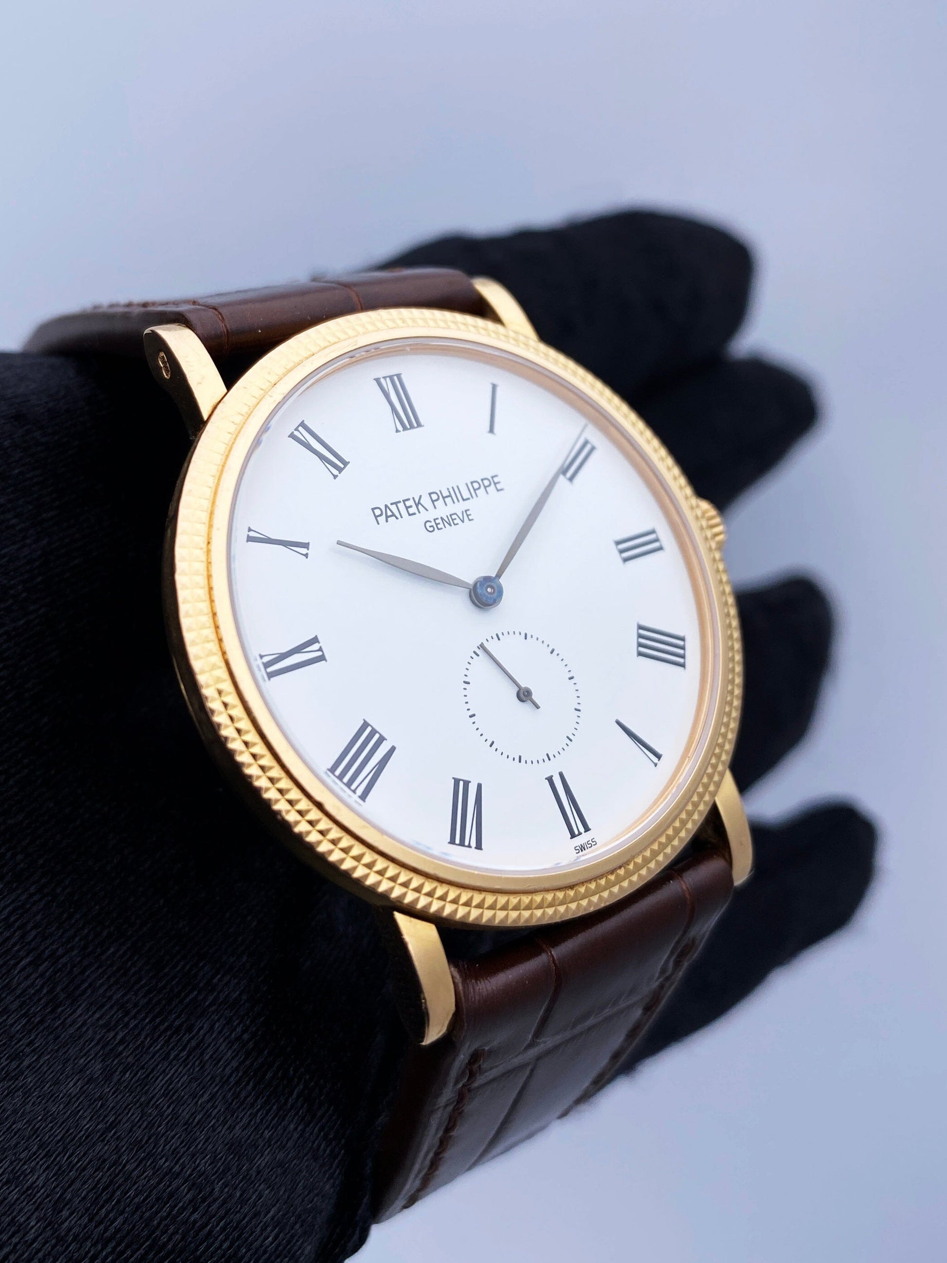 Patek Philippe Calatrava 5119R 18K Rose Gold Mens Watch Box Papers - Wristwatch