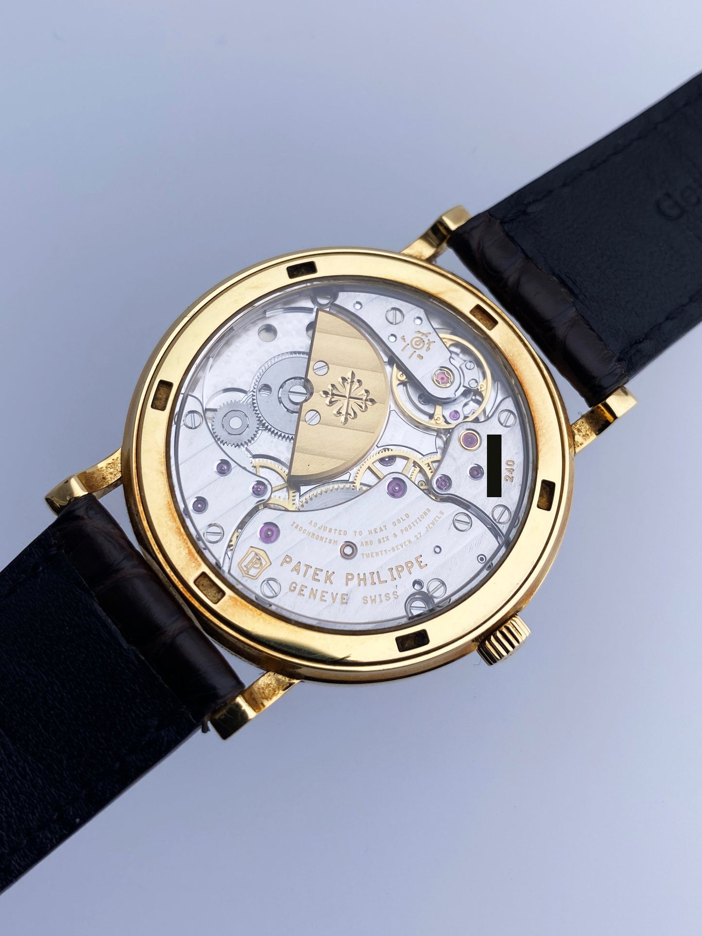 Patek Philippe Calatrava 5120J 18K Yellow Gold Mens Watch Box Papers