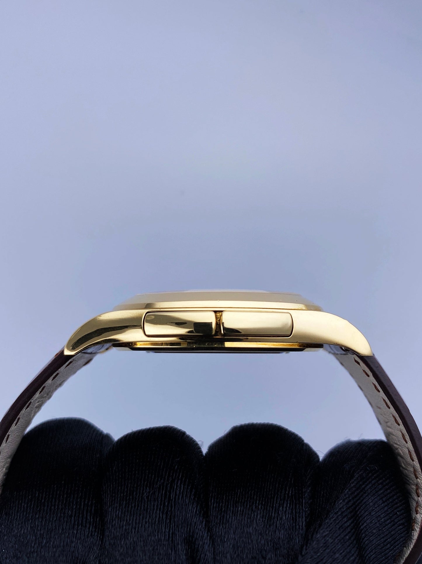 Patek Philippe Calatrava Travel Time 5134J 18K Yellow Gold Mens Watch - Wristwatch