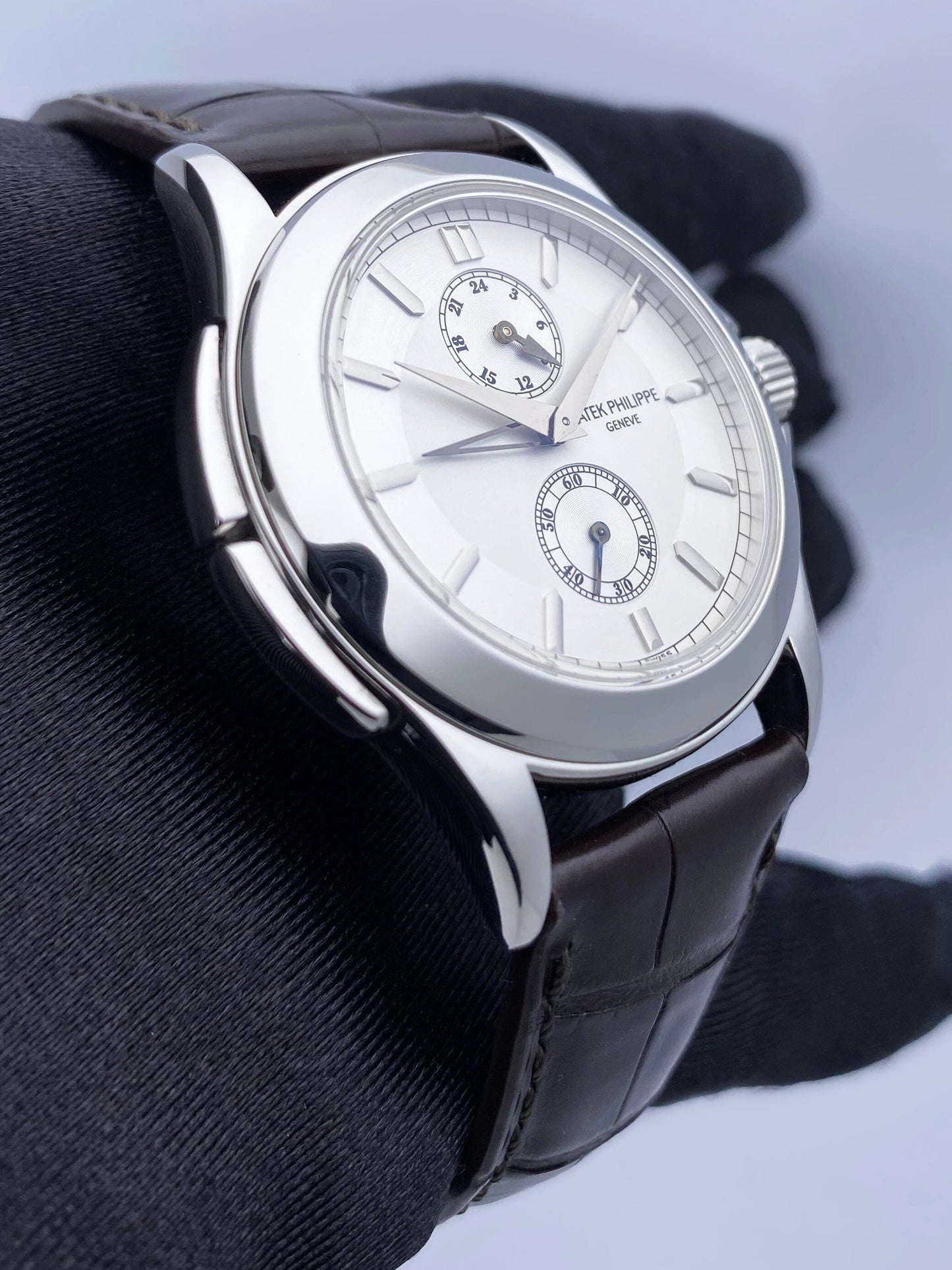 Patek Philippe Calatrava Travel Time 5134P Platinum Mens Watch