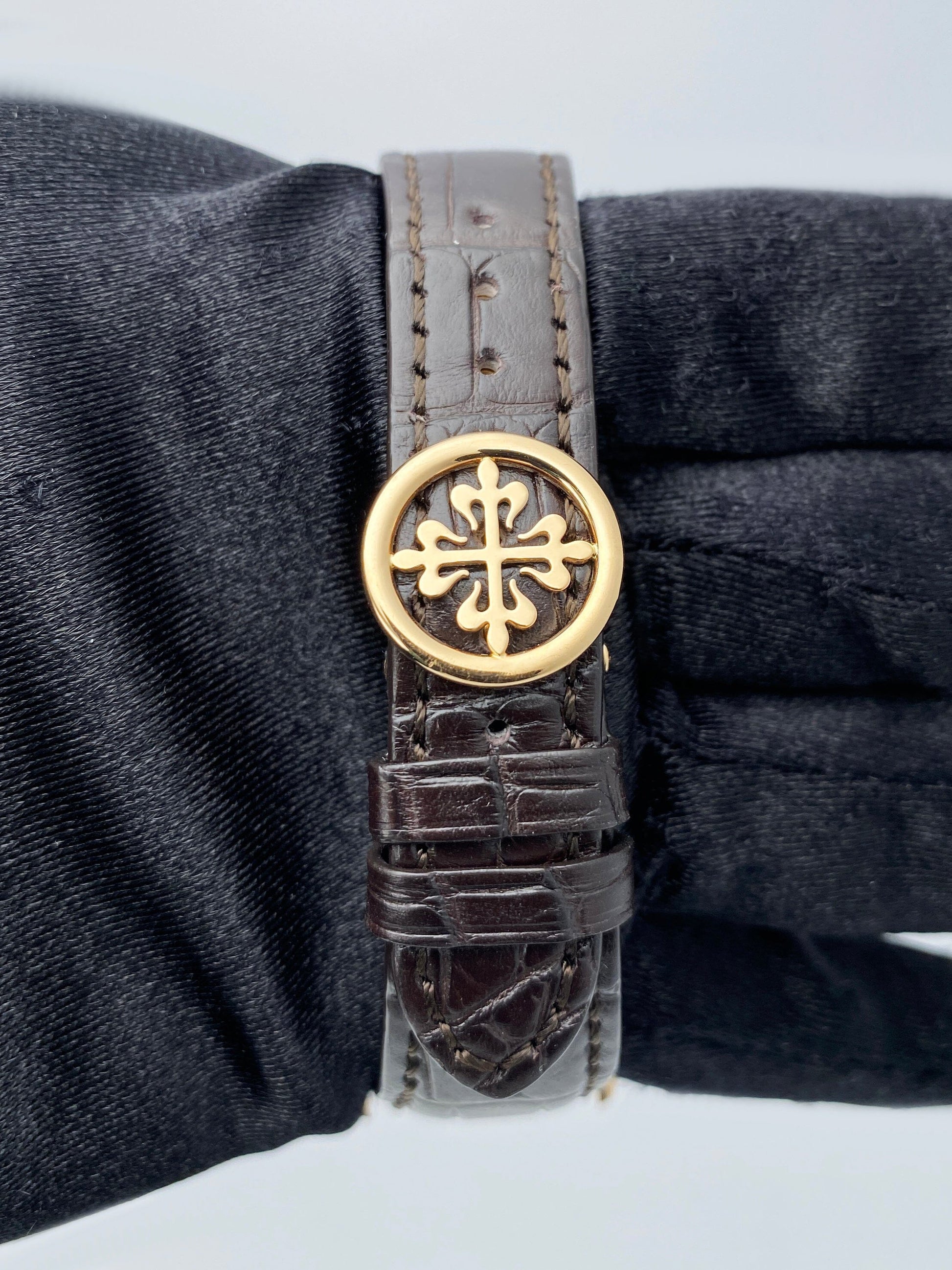 Patek Philippe Calatrava Travel Time 5134R Mens Watch