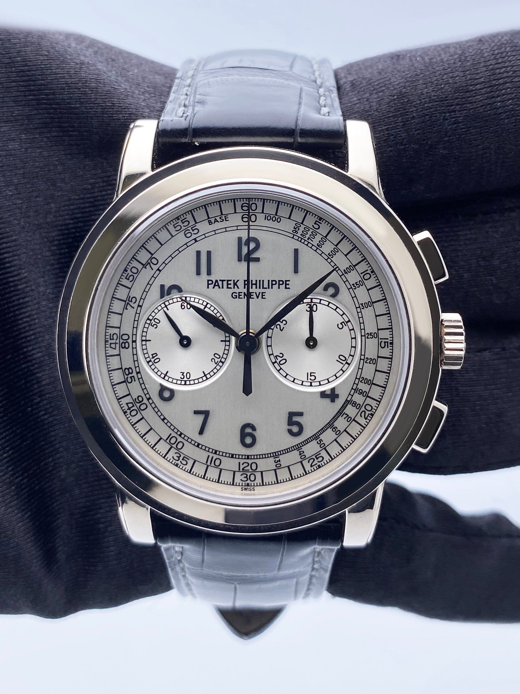 Patek Philippe Complications Chronograph 5070G Silver Dial Mens Watch Box Papers