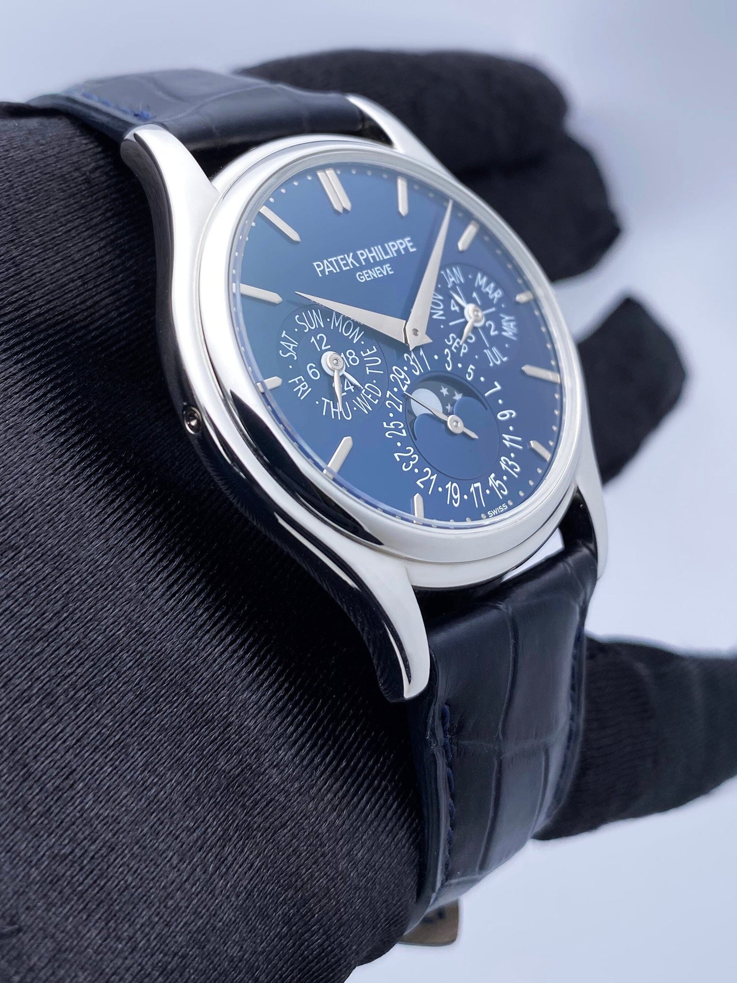Patek Philippe Grand Complications 5140P-001 Blue Dial Mens Watch