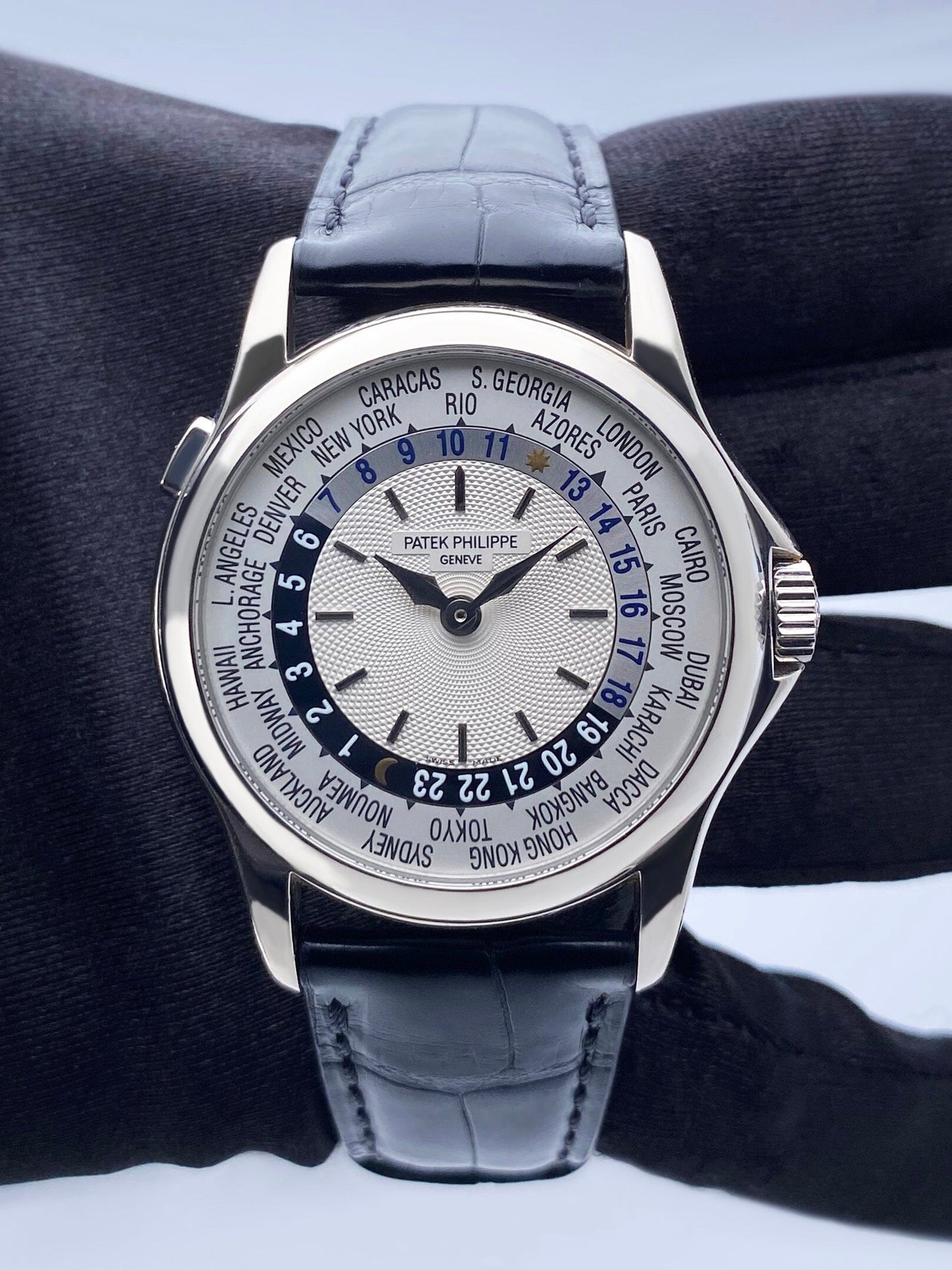 Patek Philippe World Time 5110G 18K White Gold Mens Watch With Archives - Watches