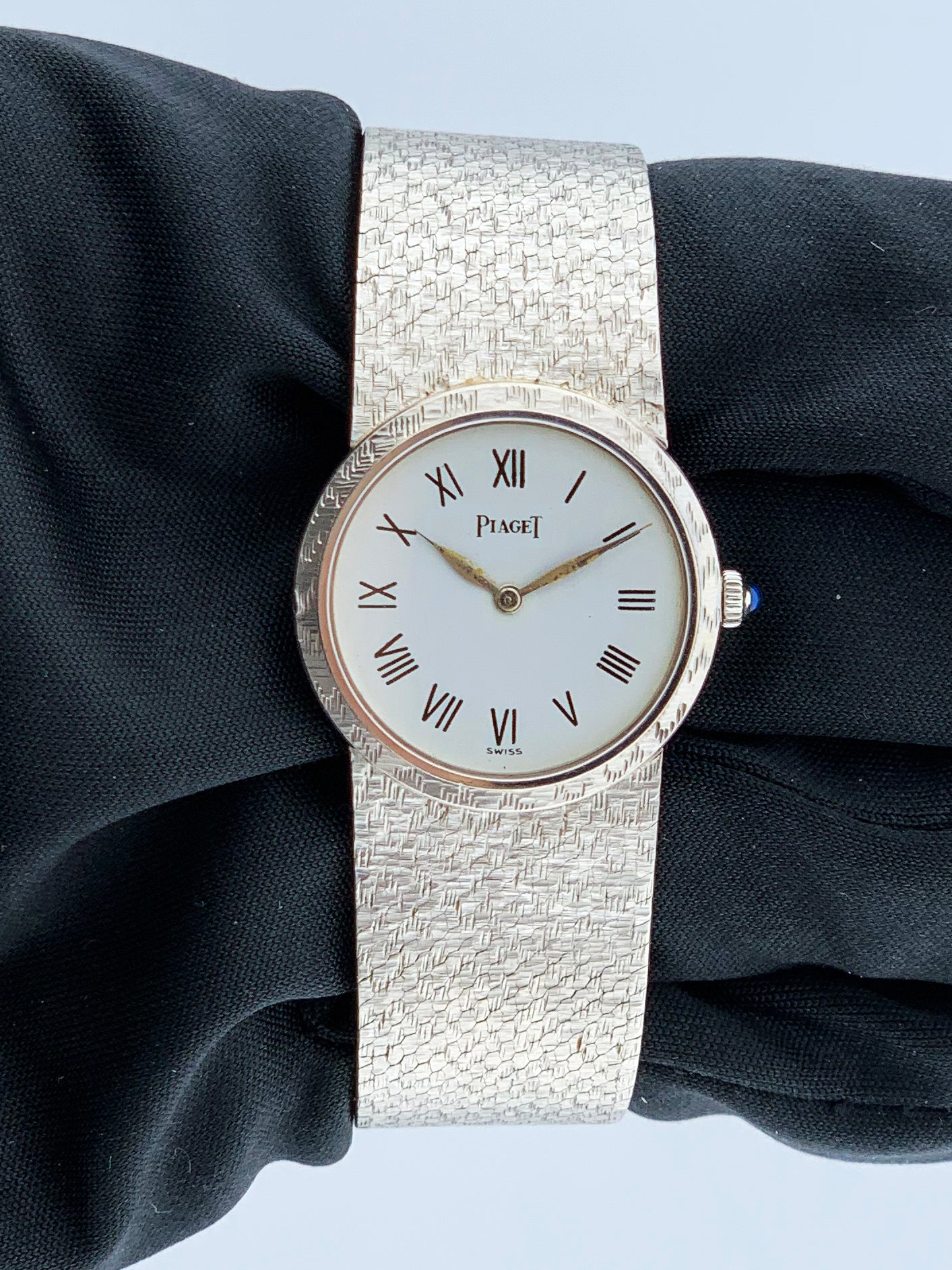 Piaget Classique 924/B/68 18k White Gold Ladies Watch - Wristwatch