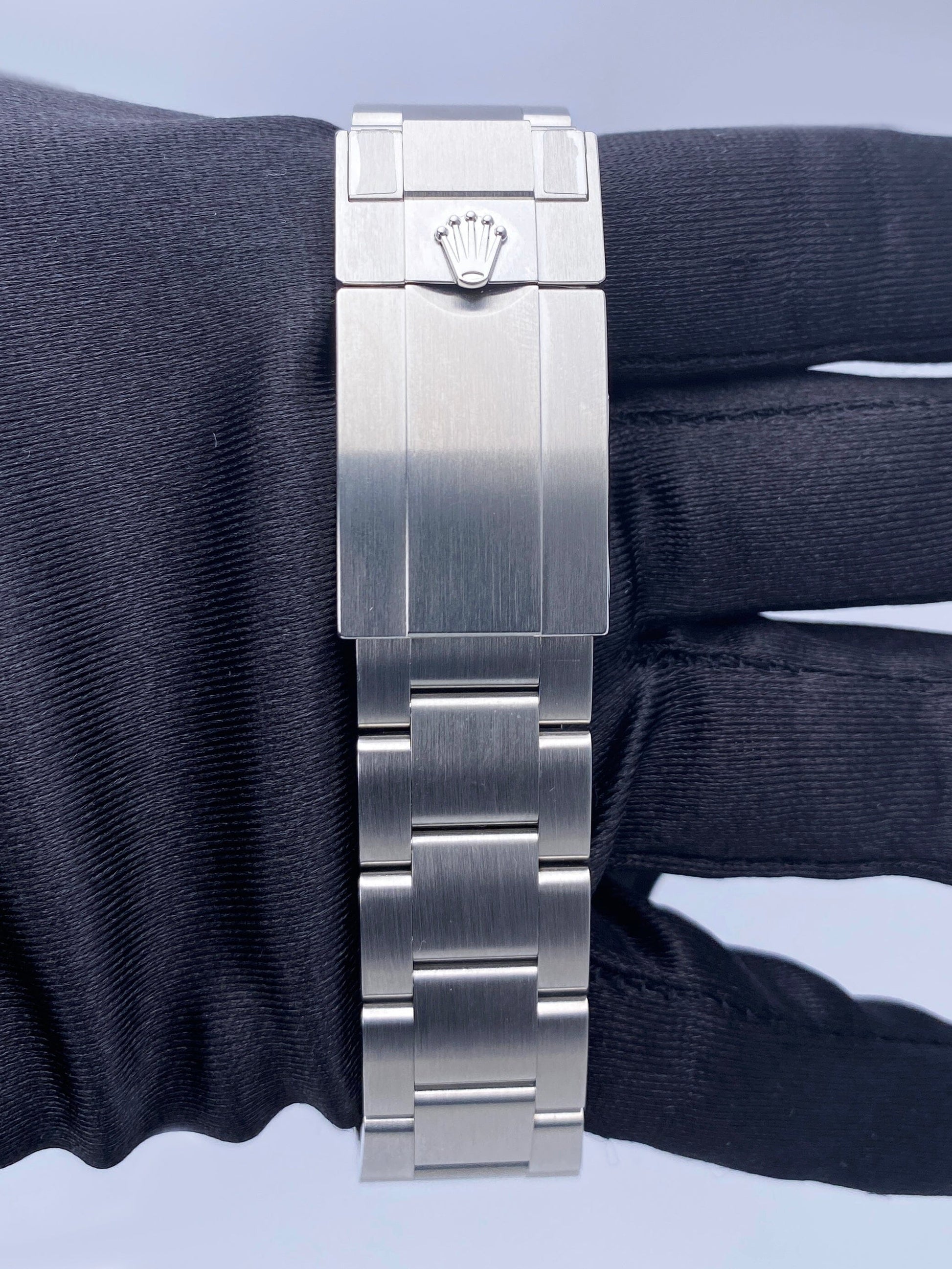 Rolex Air King 126900 Mens Watch Box Papers - Watches