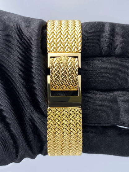 Rolex Cellini 4311 Champagne Dial 18K Yellow Gold Watch Box Papers