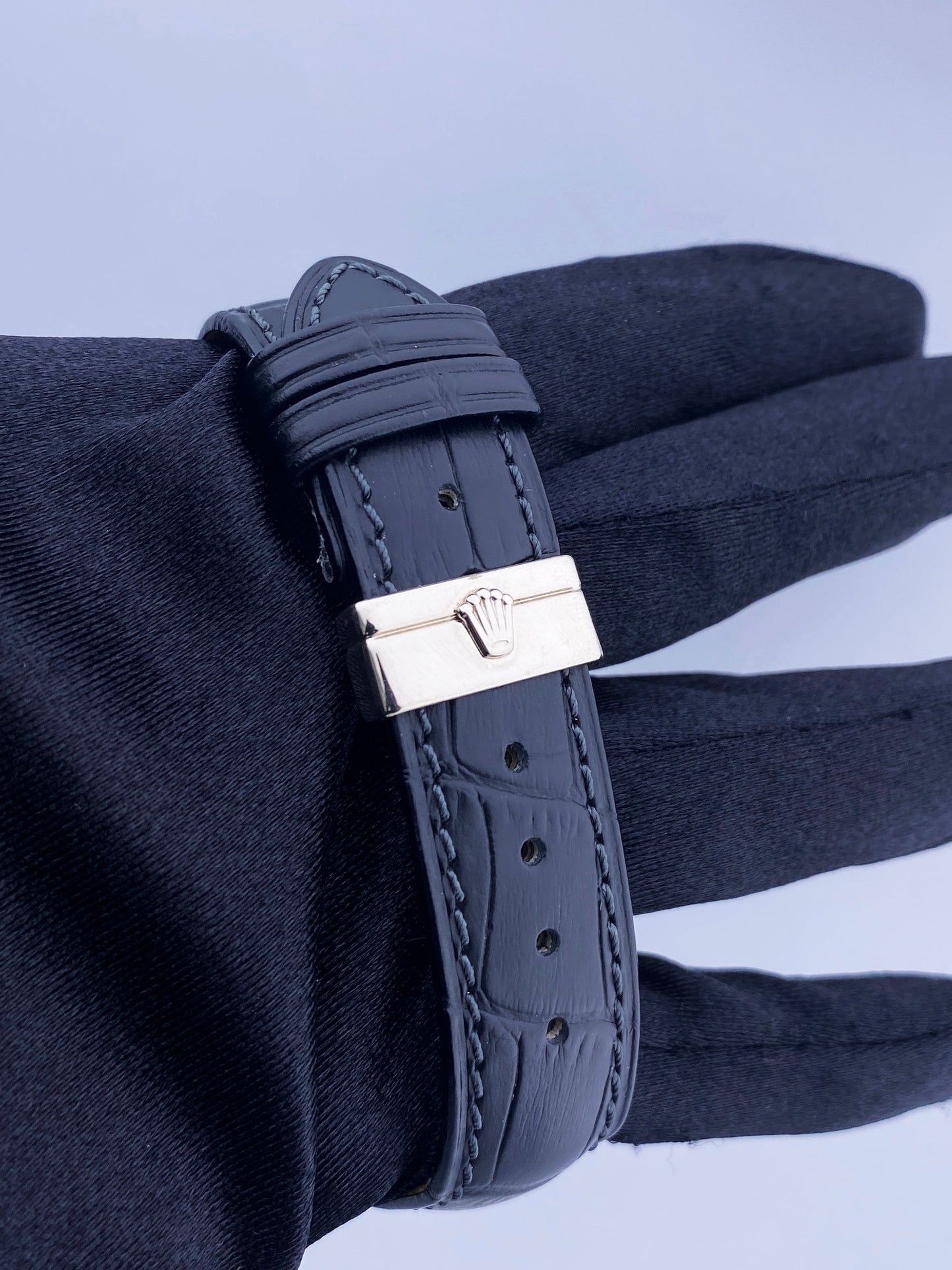 Rolex Cellini Daenos 4243 White & Rose Gold Mens Watch