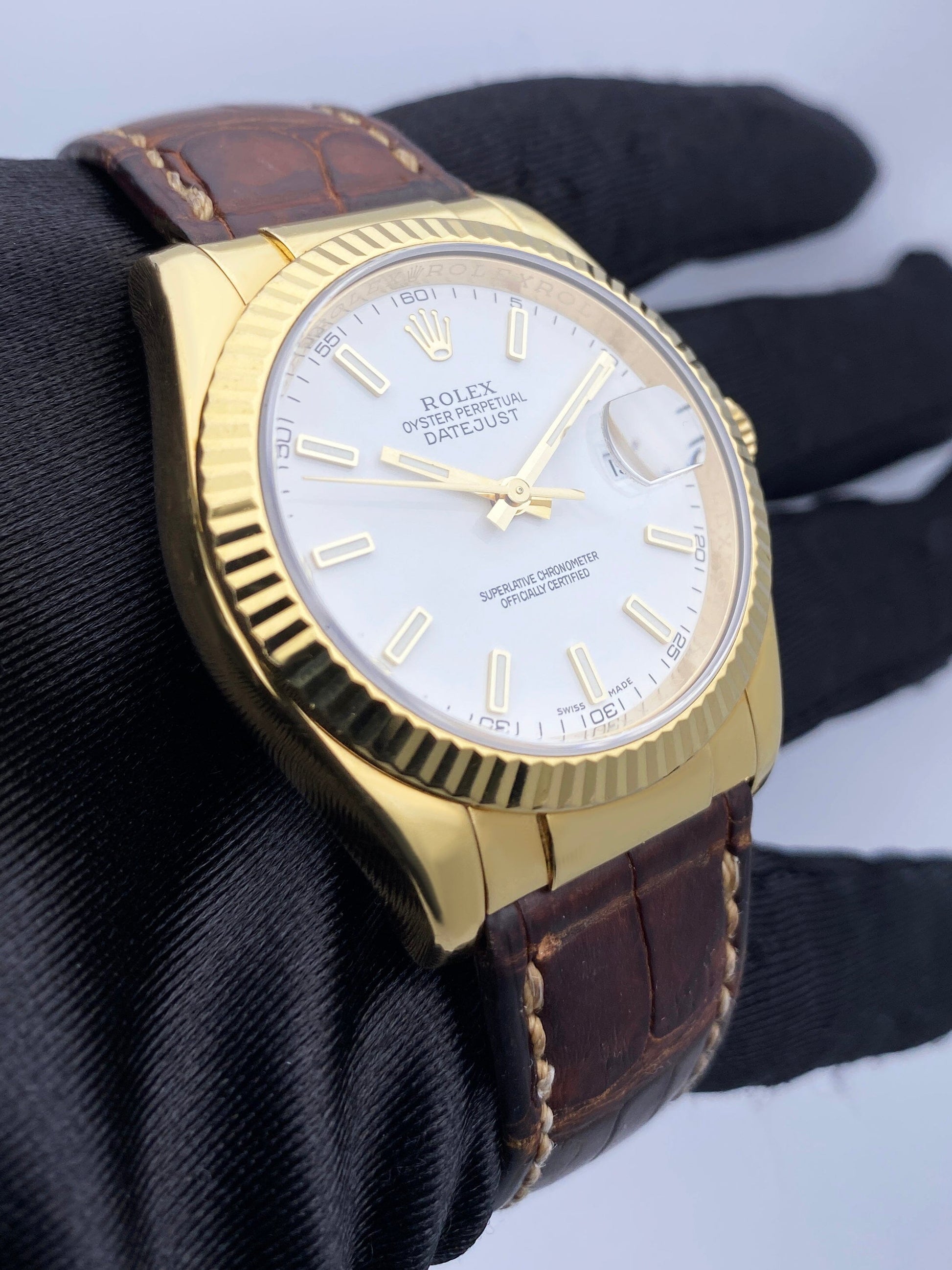 Rolex Datejust 116138 White Dial 18K Yellow Gold Mens Watch - Wristwatch