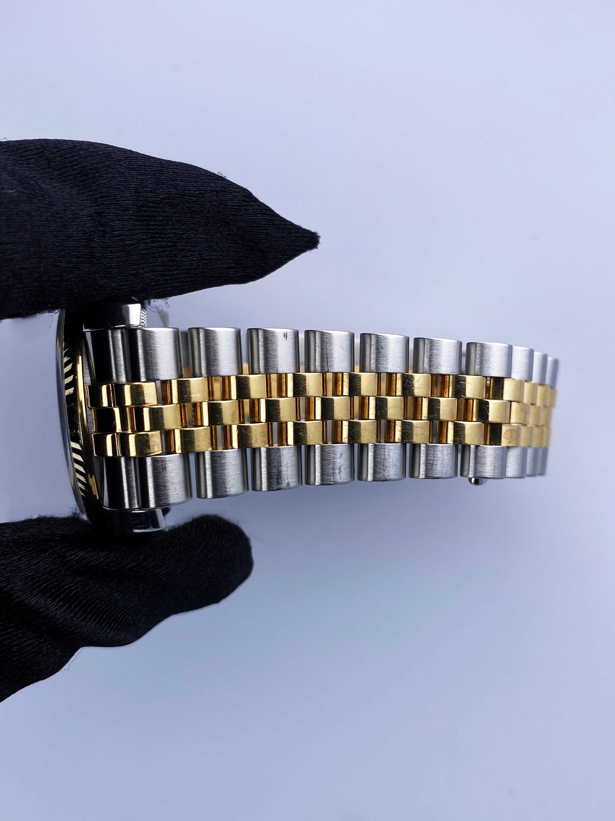 Buy Used Rolex Datejust 36 116233 | Bob's Watches - Sku