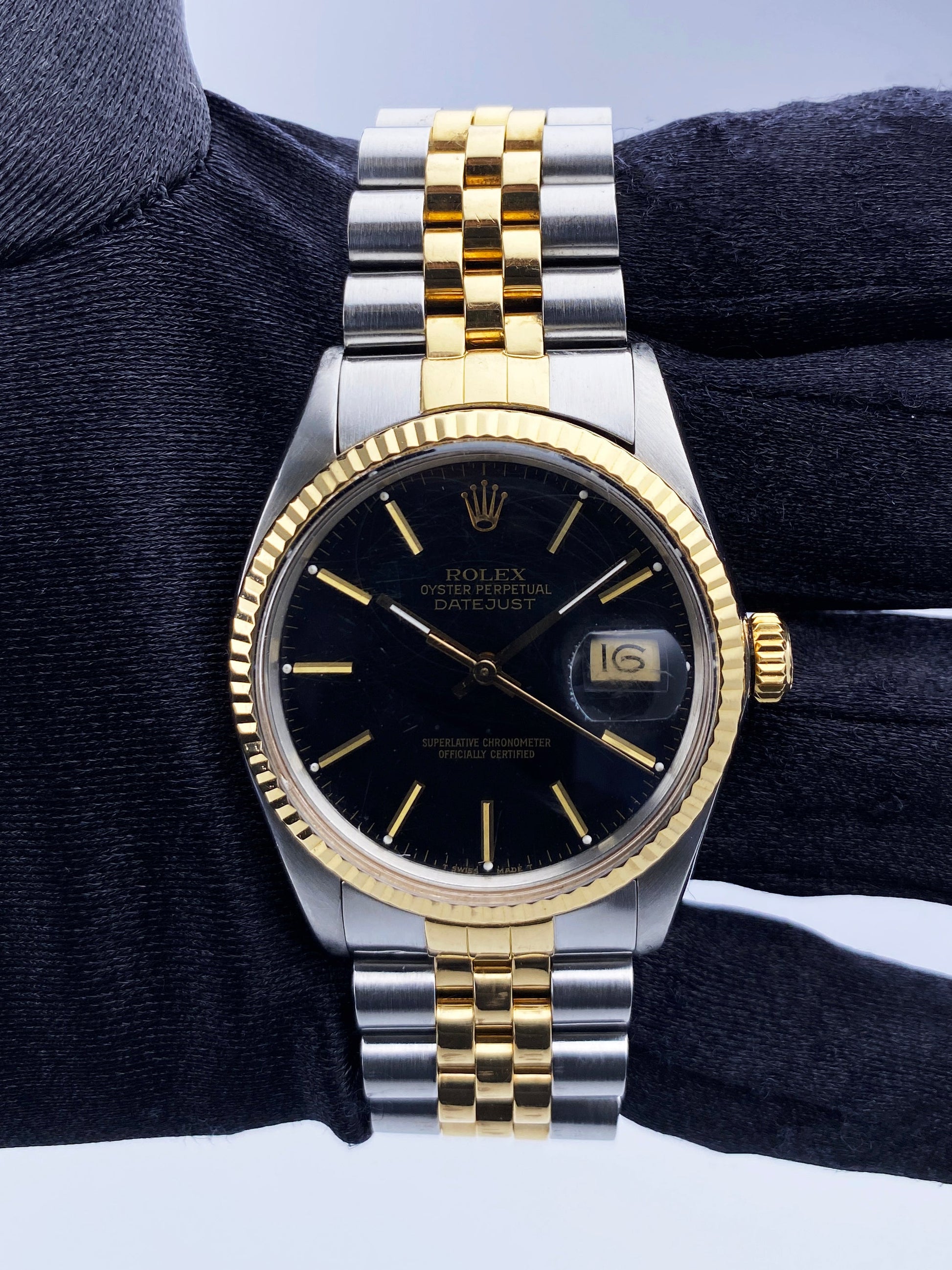Rolex Datejust 16013 Black Dial Mens Watch Box Papers