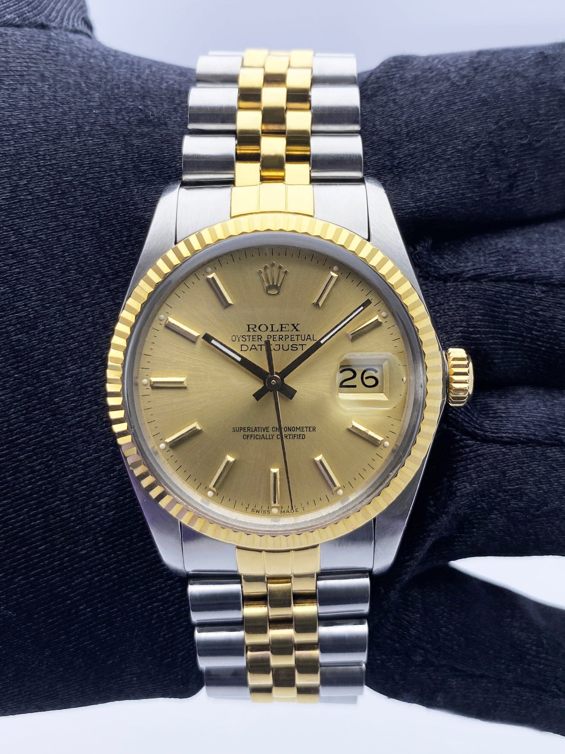 Rolex Datejust 16013 Champagne Dial Mens Watch With Tags
