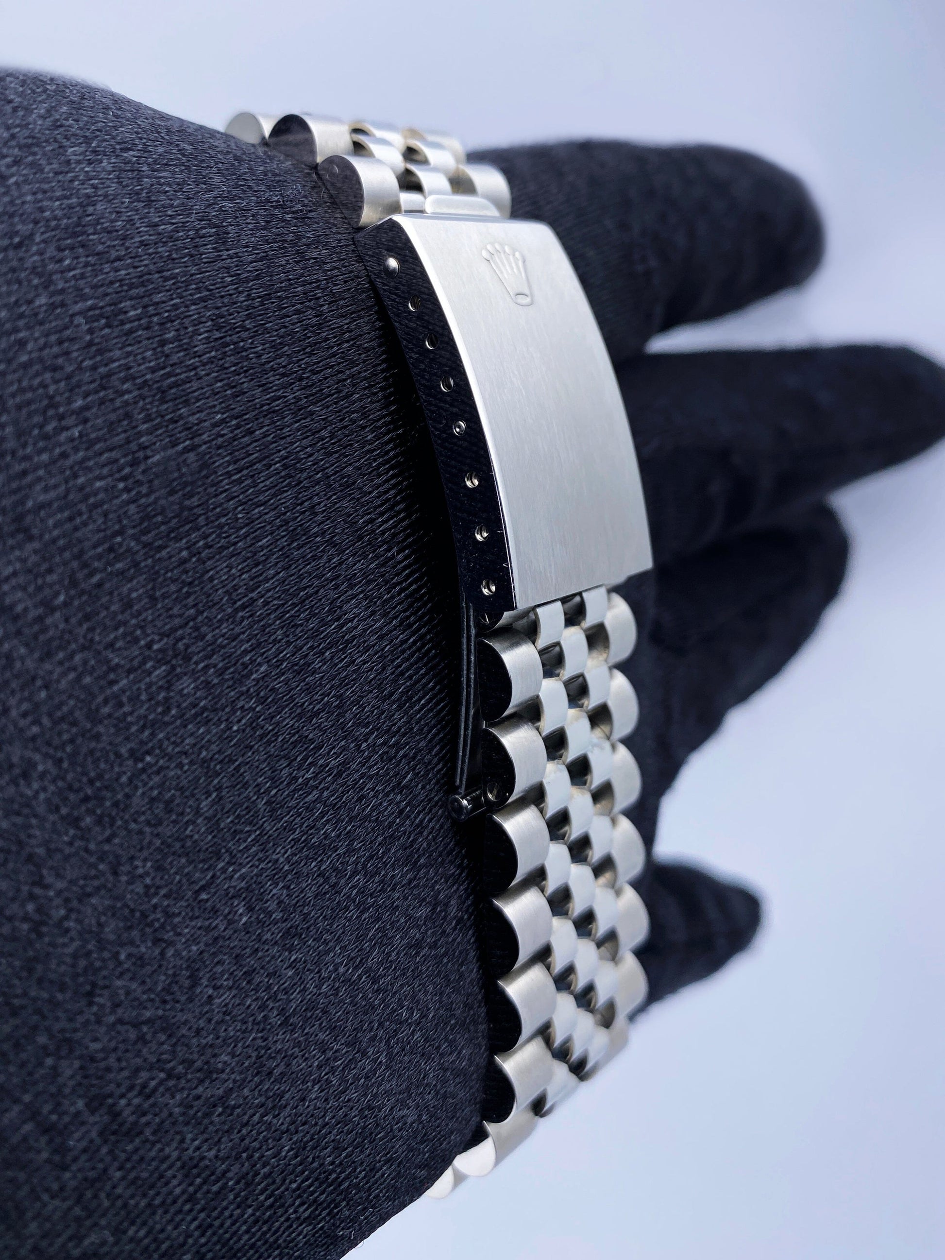 Rolex Datejust 16014 Silver Dial Mens Watch Box Papers