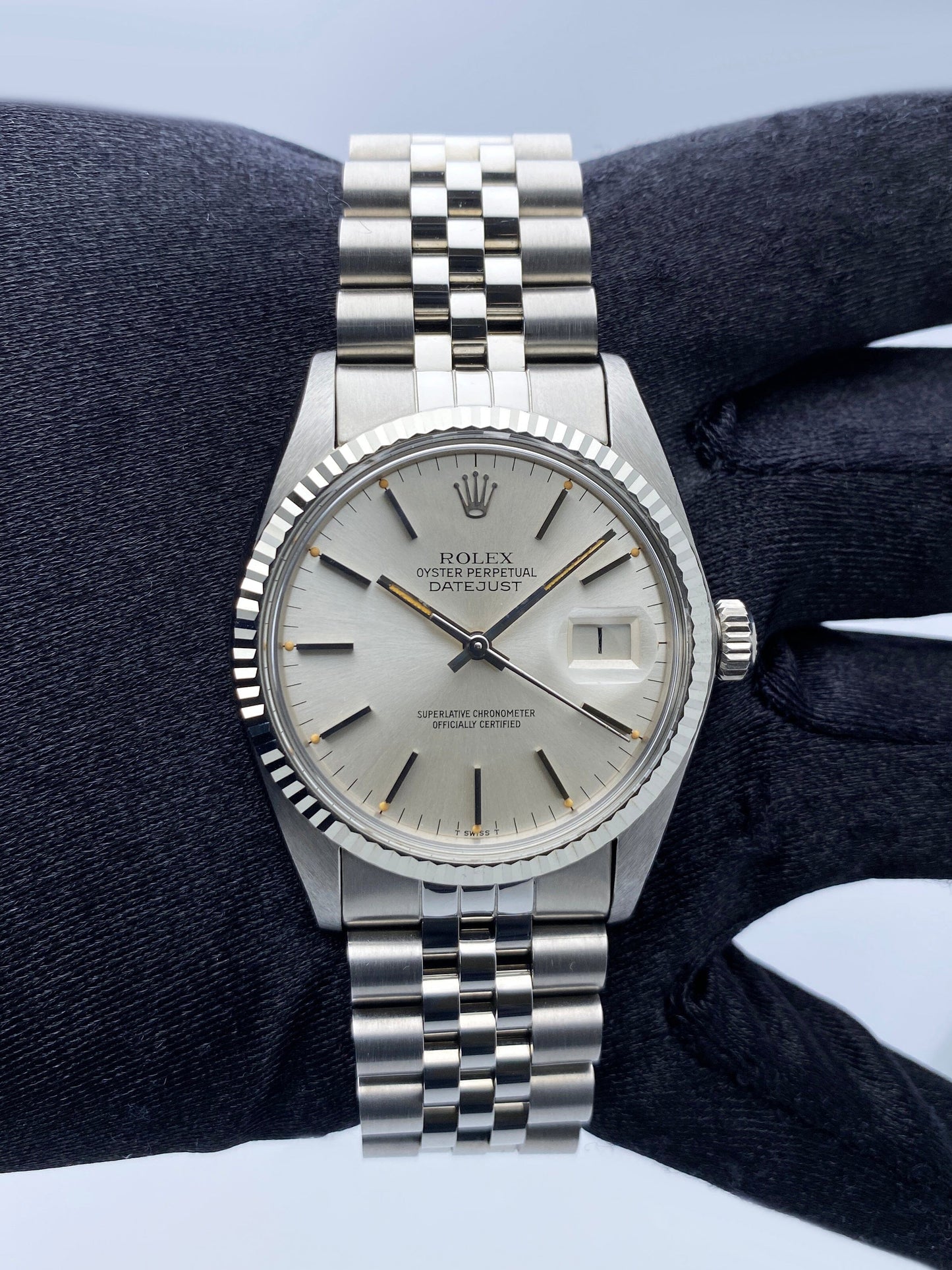 Rolex Datejust 16014 Silver Dial Mens Watch Box Papers