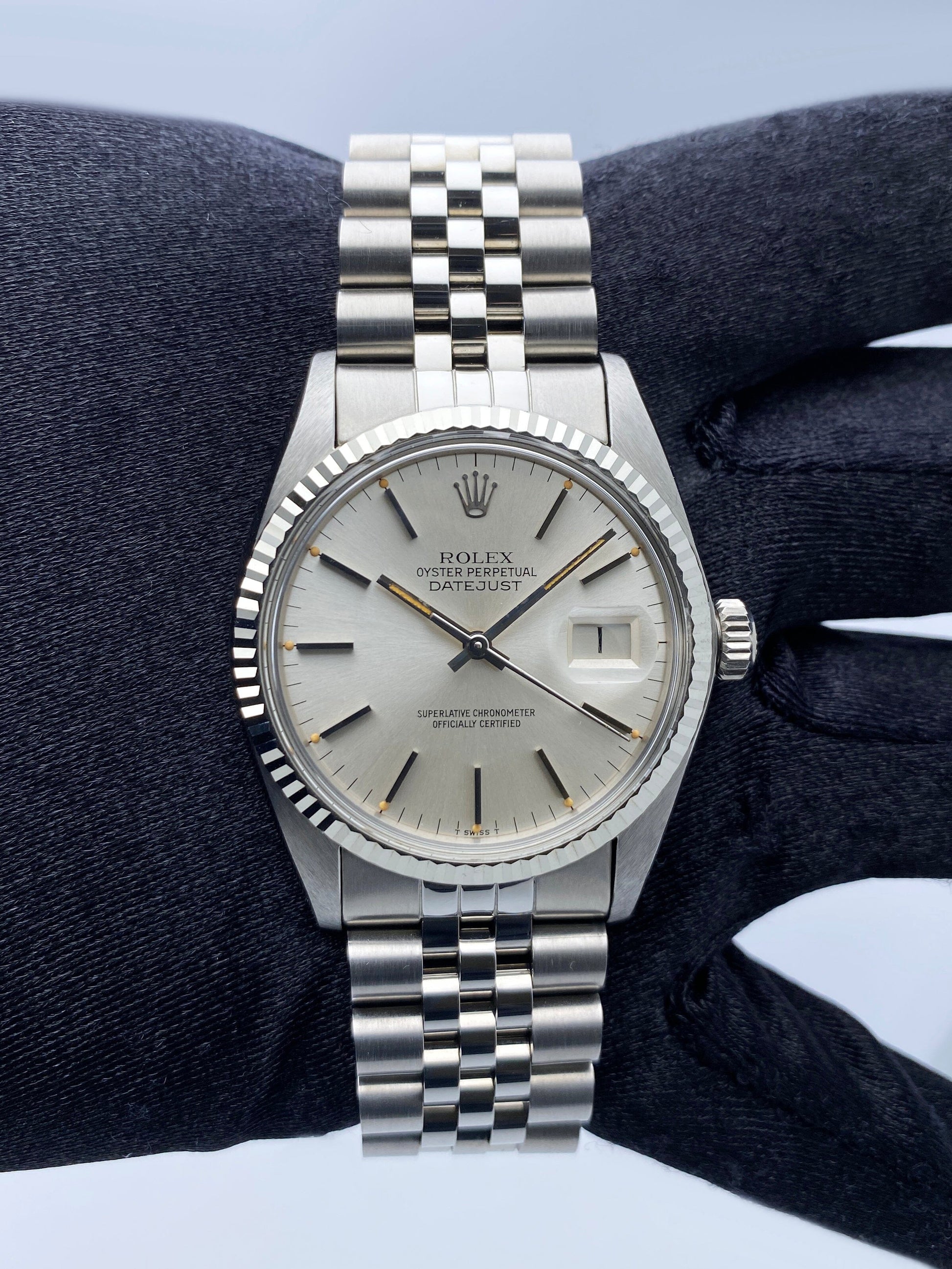 Rolex Datejust 16014 Silver Dial Mens Watch Box Papers