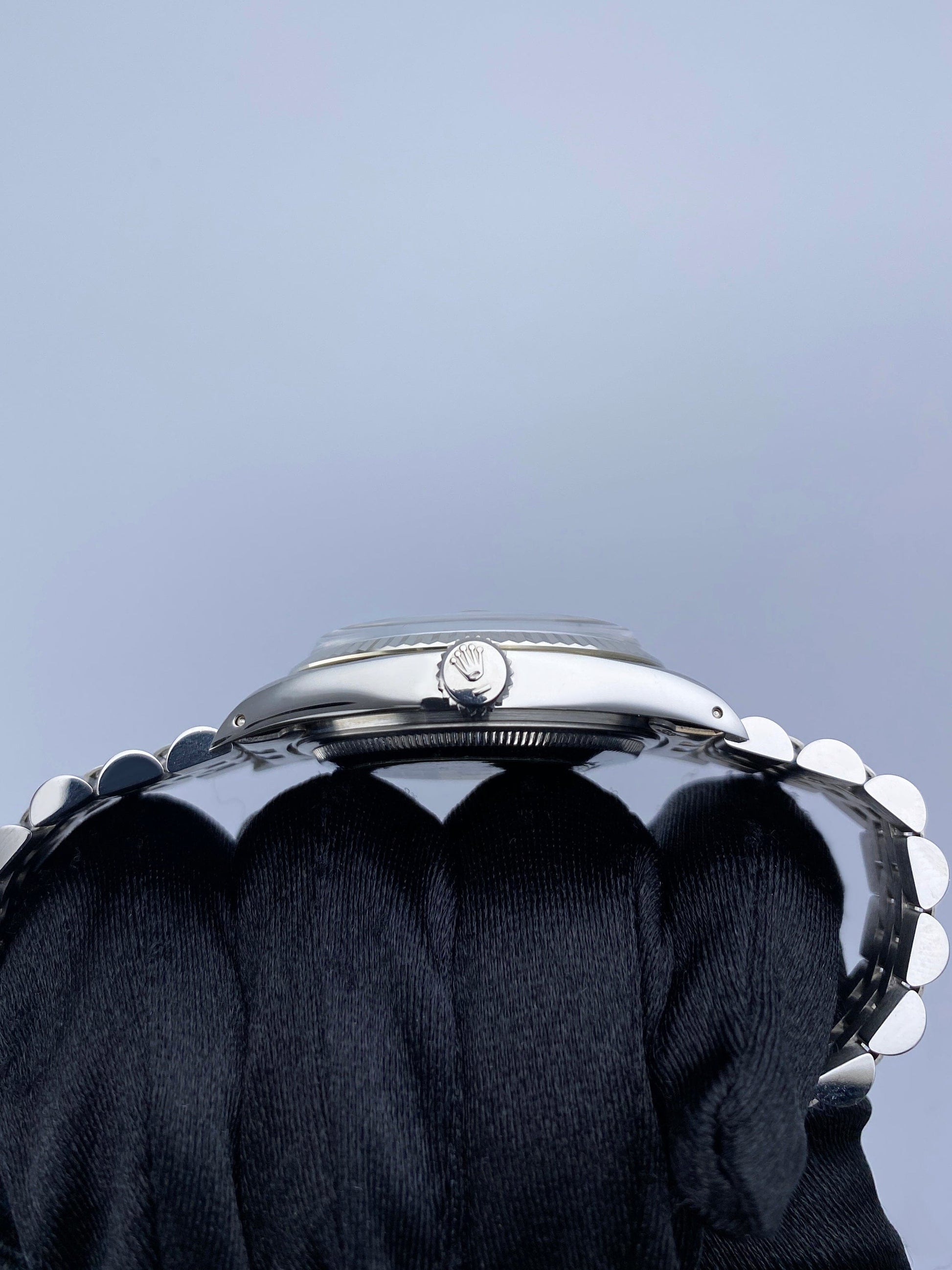 Rolex Datejust 16014 Silver Dial Mens Watch Box Papers