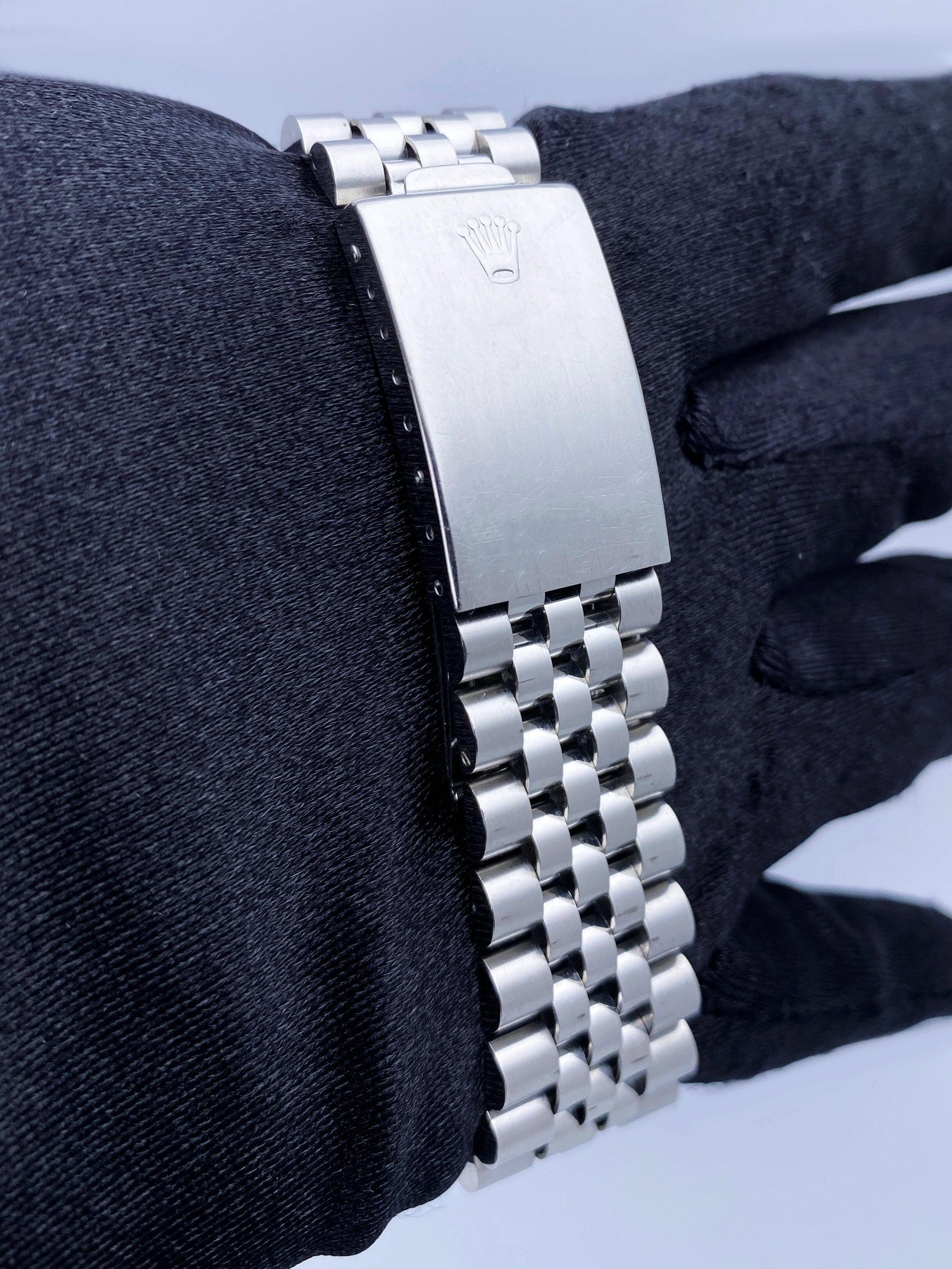 Rolex Datejust 16030 Silver Dial Mens Watch