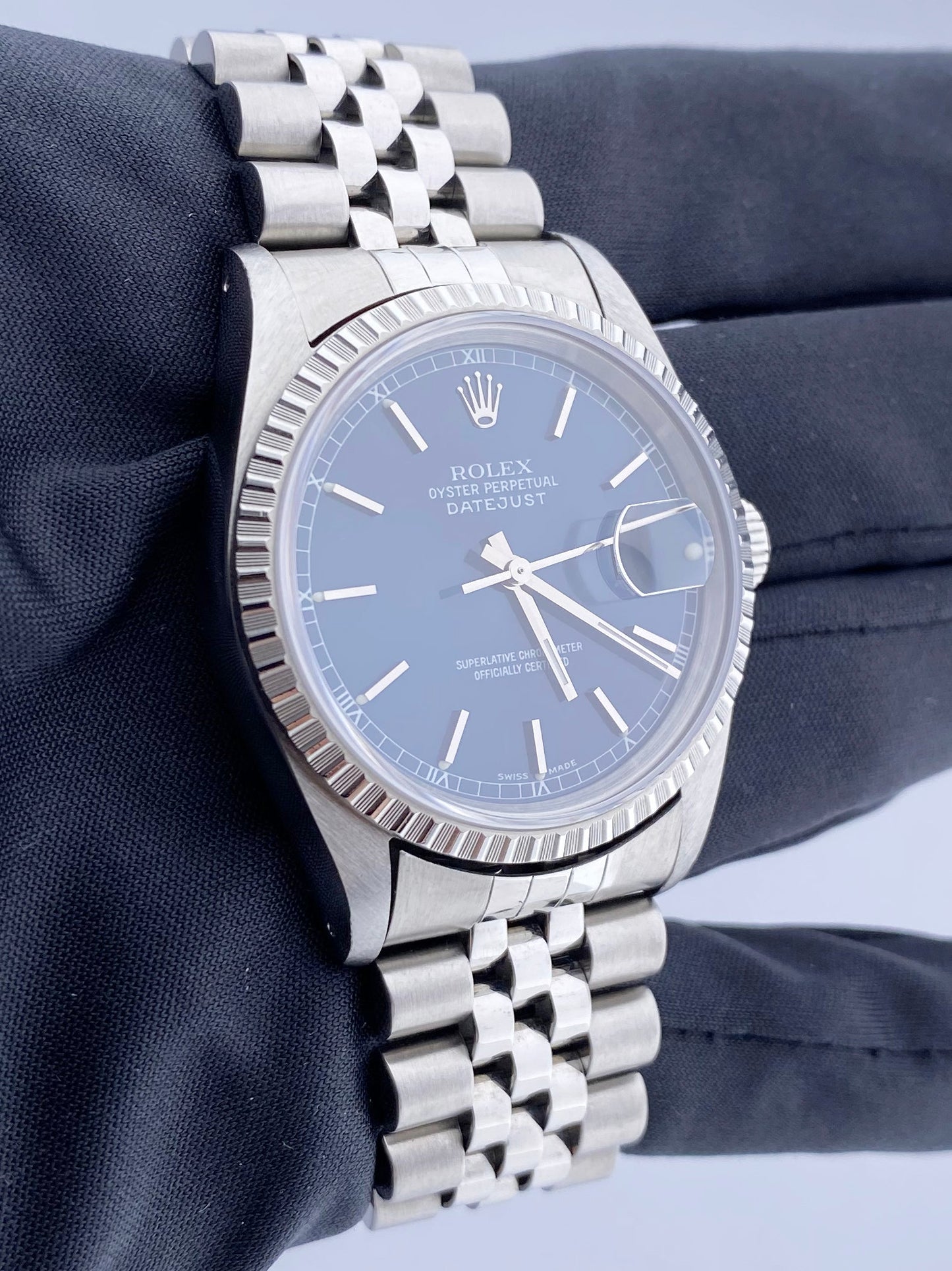 Rolex Datejust 16220 Men’s Watch - Wristwatch
