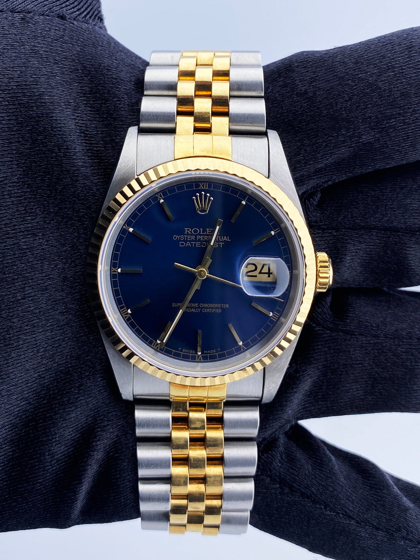 Rolex Datejust 16233 Blue Dial Mens Watch