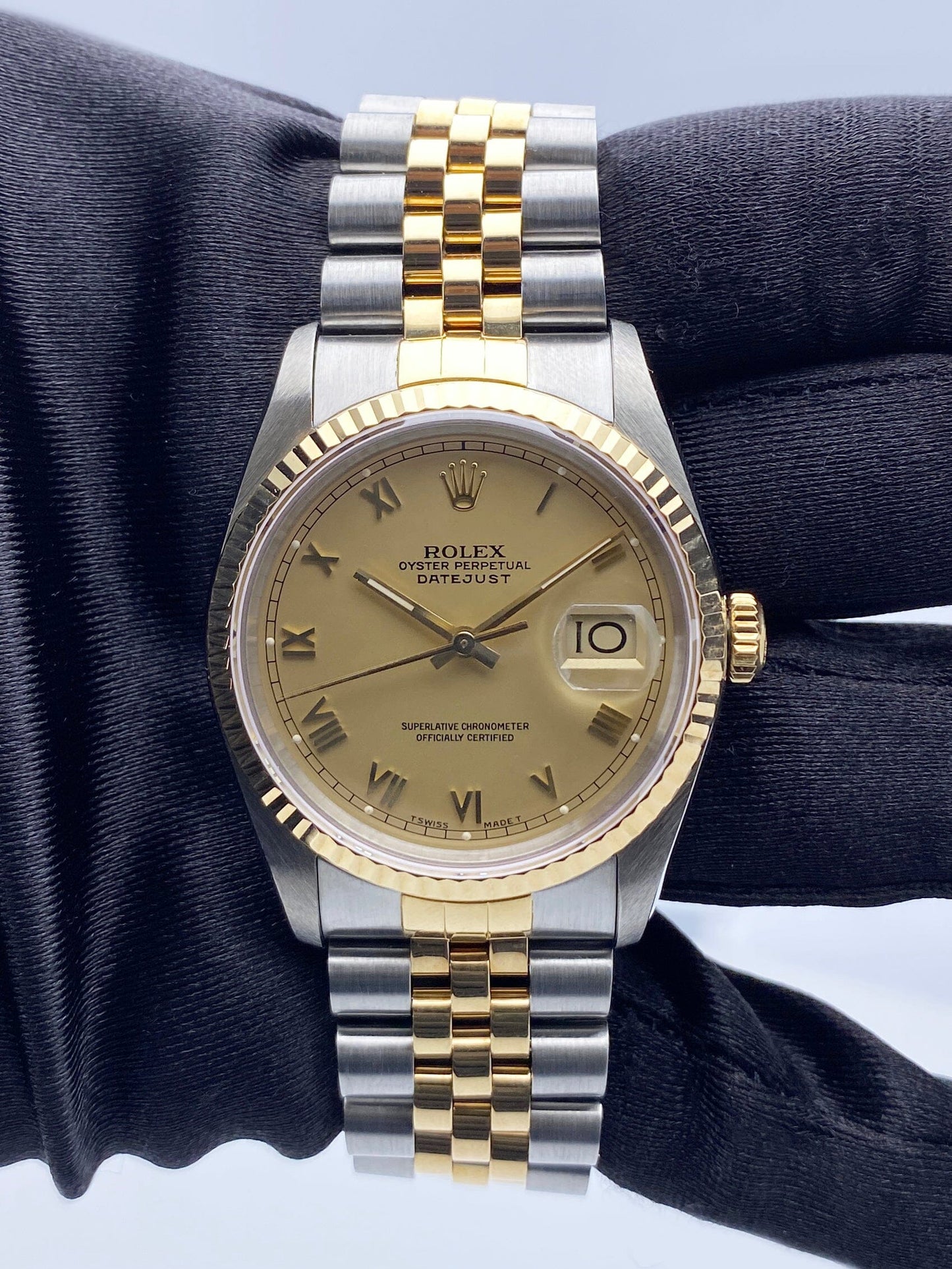 Rolex Datejust 16233 Champagne Dial Mens Watch - Watches