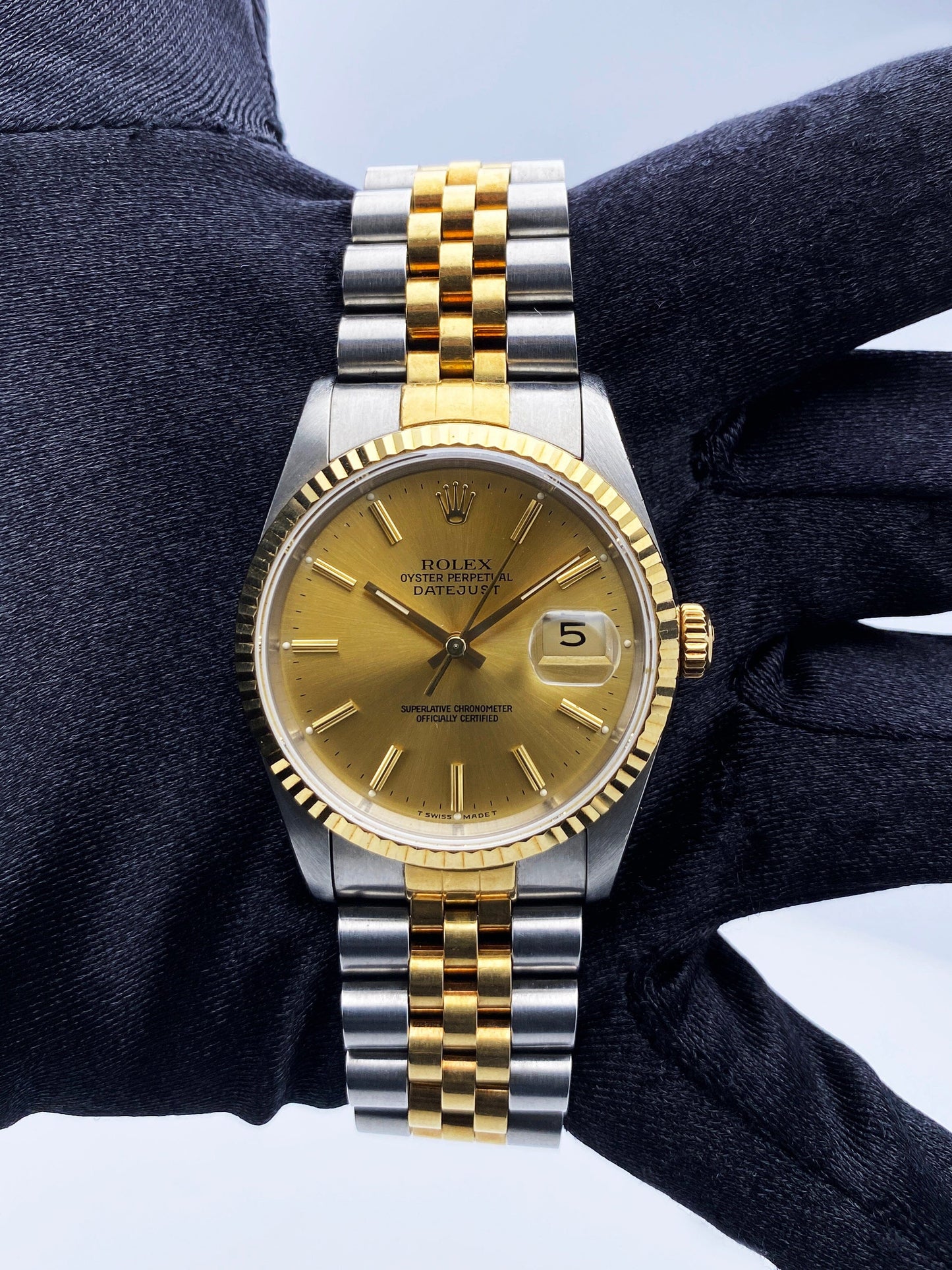 Rolex Datejust 16233 Champagne Dial Mens Watch Box Papers - Wristwatch