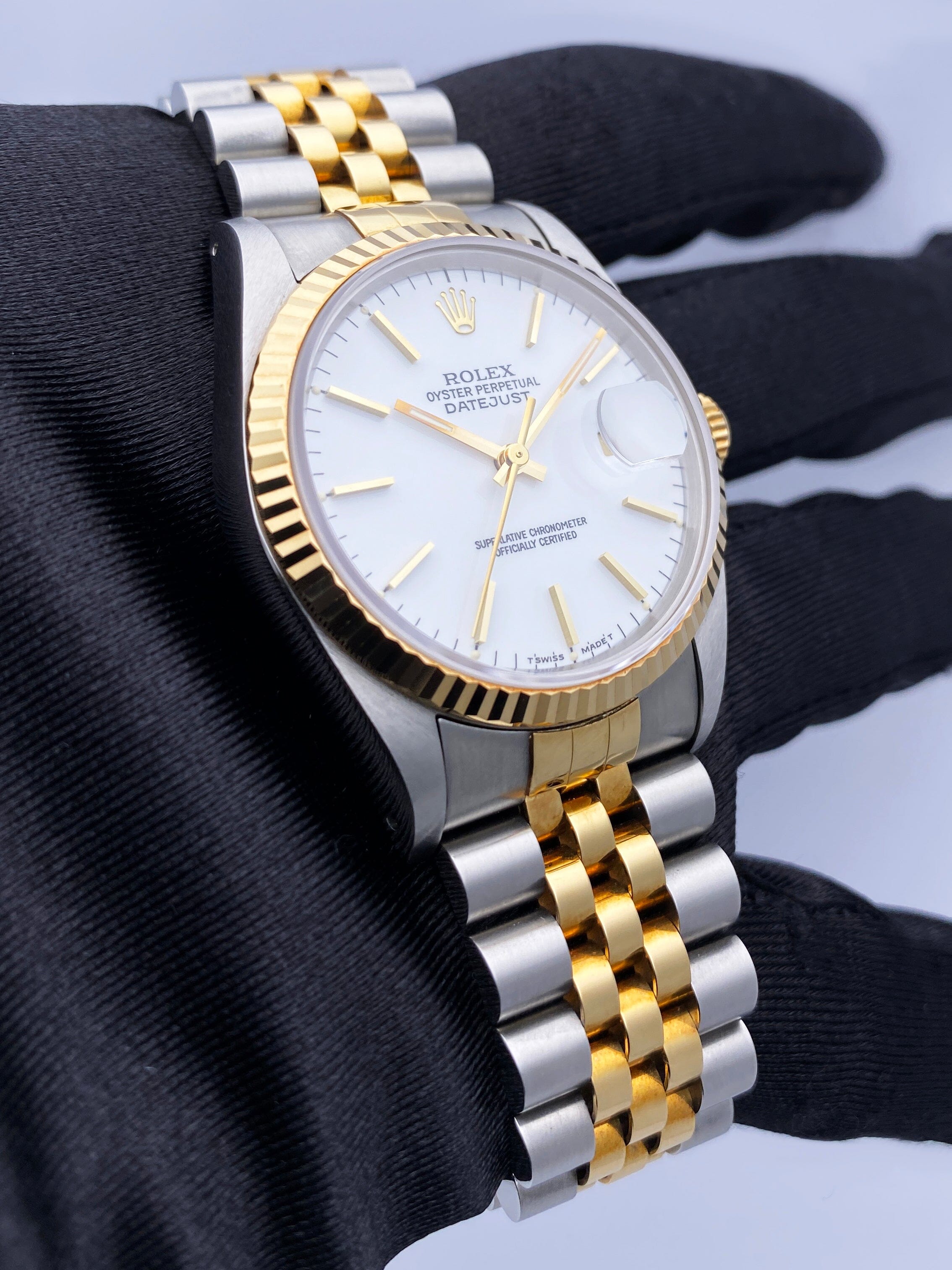 Rolex Datejust 16233 White Porcelain dial Mens Watch Box Papers