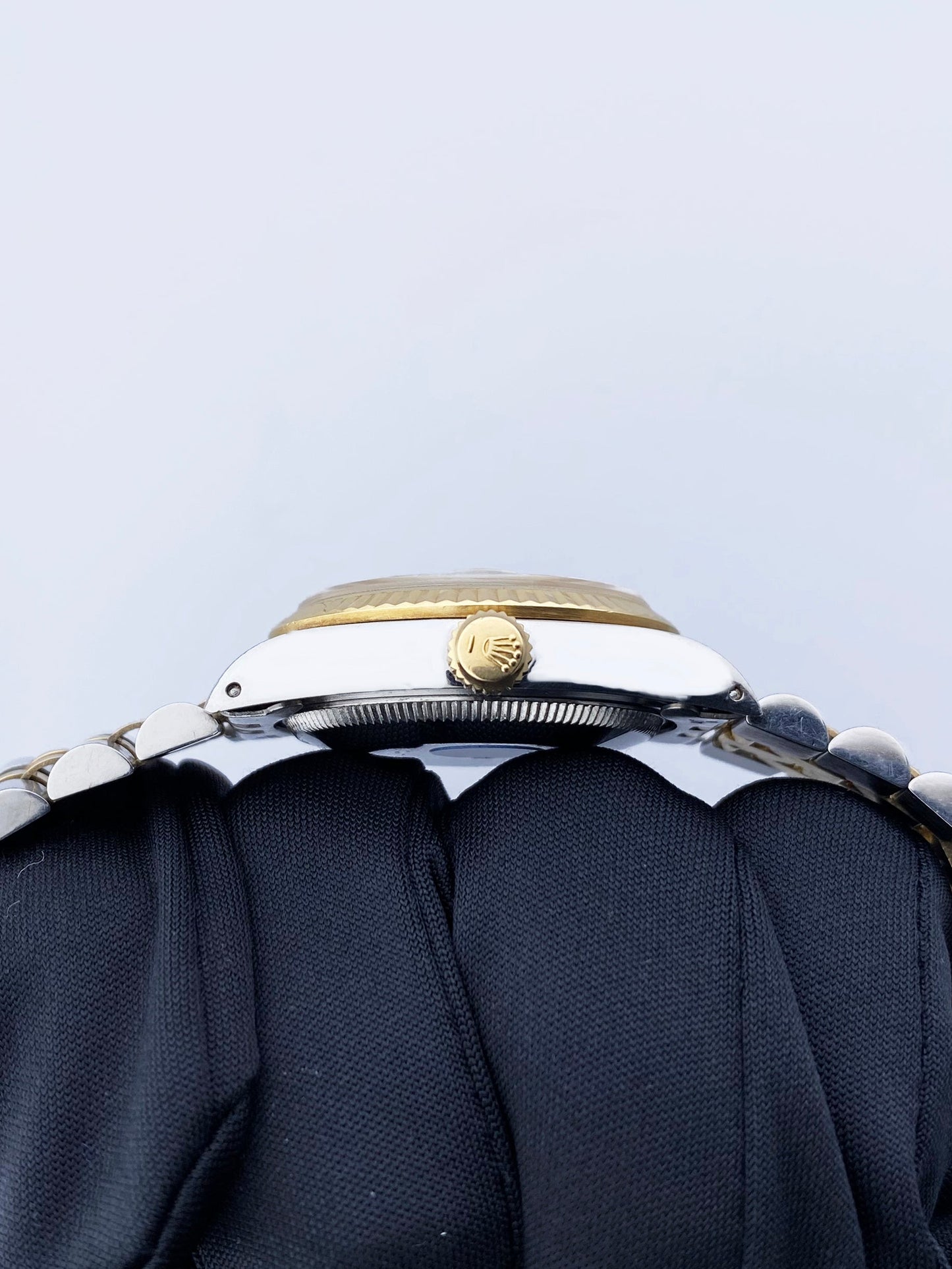 Rolex Datejust 68273 Midsize Champagne Dial Ladies Watch