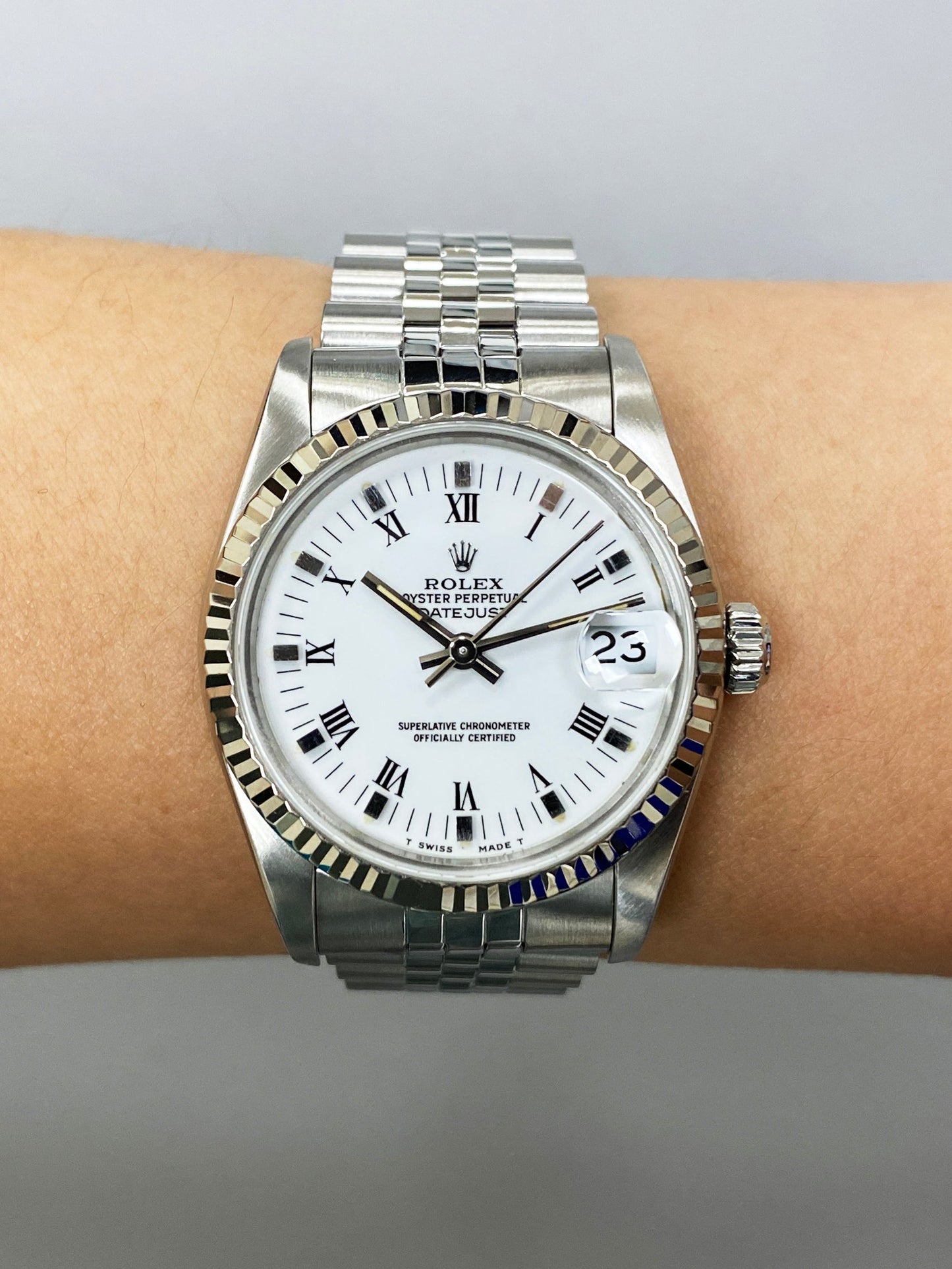 Rolex Datejust 68274 White Dial Midsize Watch - Wristwatch