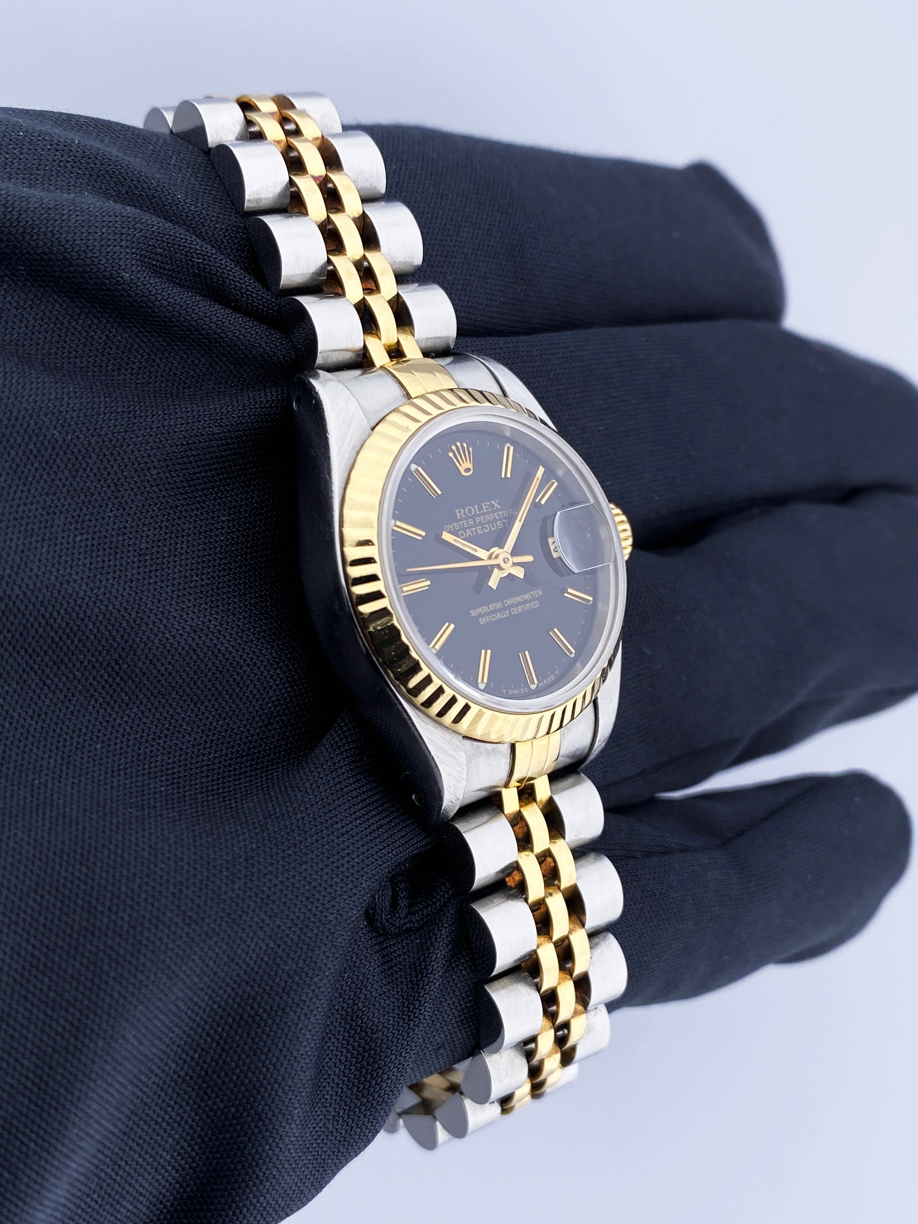 Rolex Datejust 69173 Black Dial Ladies Watch Box & Papers - Wristwatch