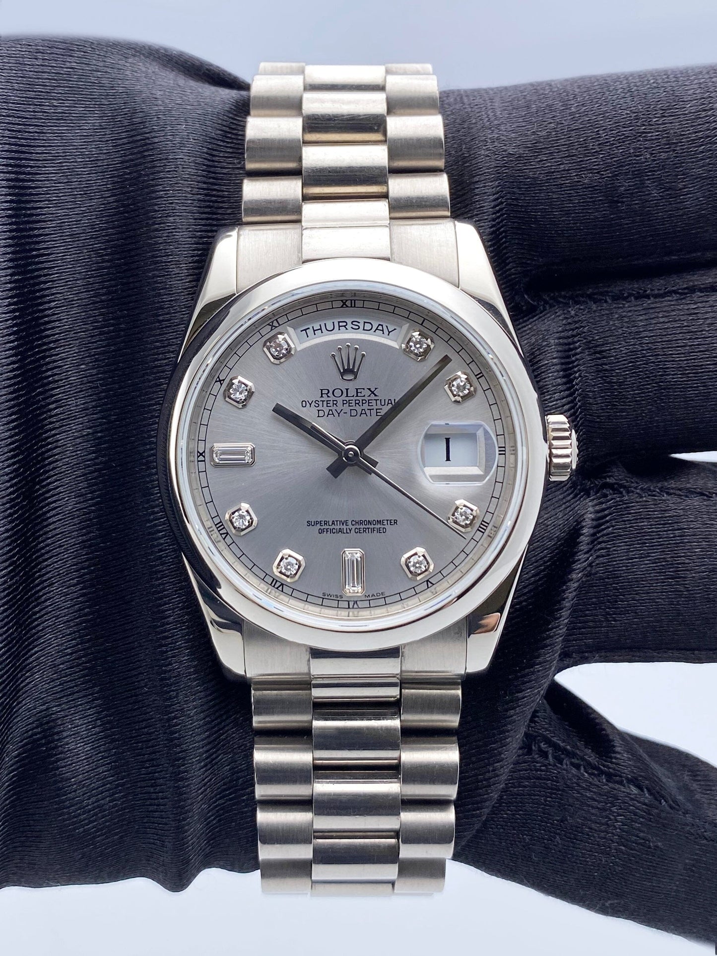 Rolex Day-Date 118209 Diamond 18K White Gold Mens Watch - Wristwatch