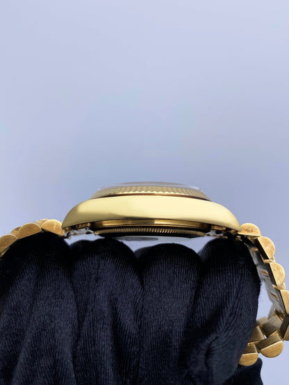Rolex Day Date 18038 Blue Vignette Diamond Dial Yellow Gold Mens Watch