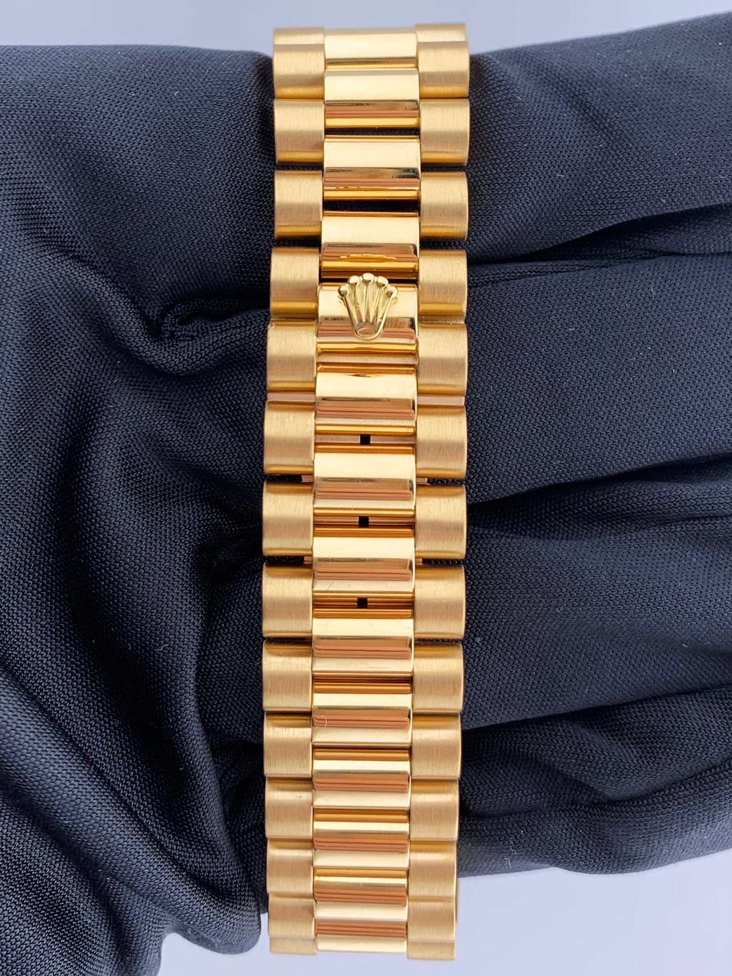 Rolex Day Date 18038 Champagne Tapestry Dial Men's Watch Box & Papers