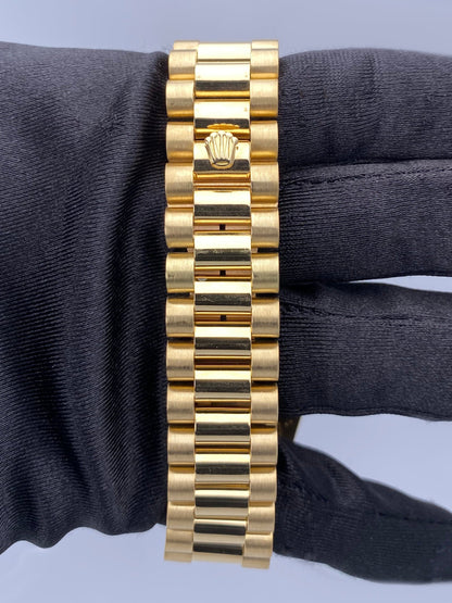 Rolex Day Date 18038 President 18K Yellow Gold Mens Watch